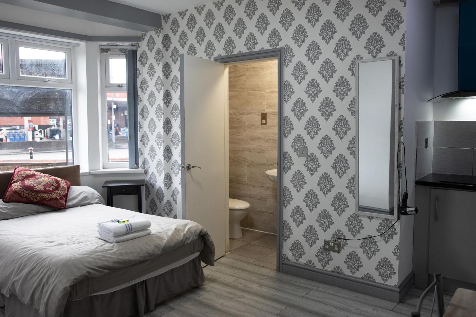 Hills View Apartments