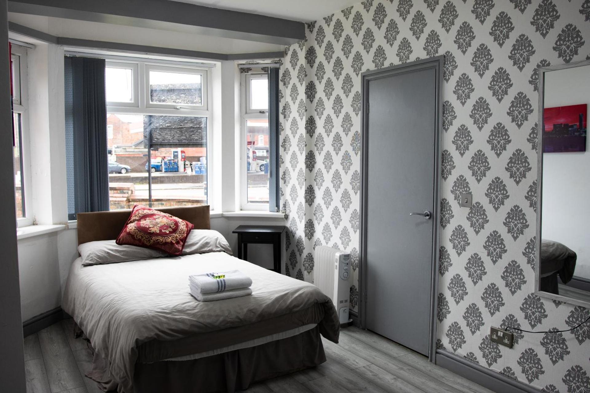 Hills View Apartments