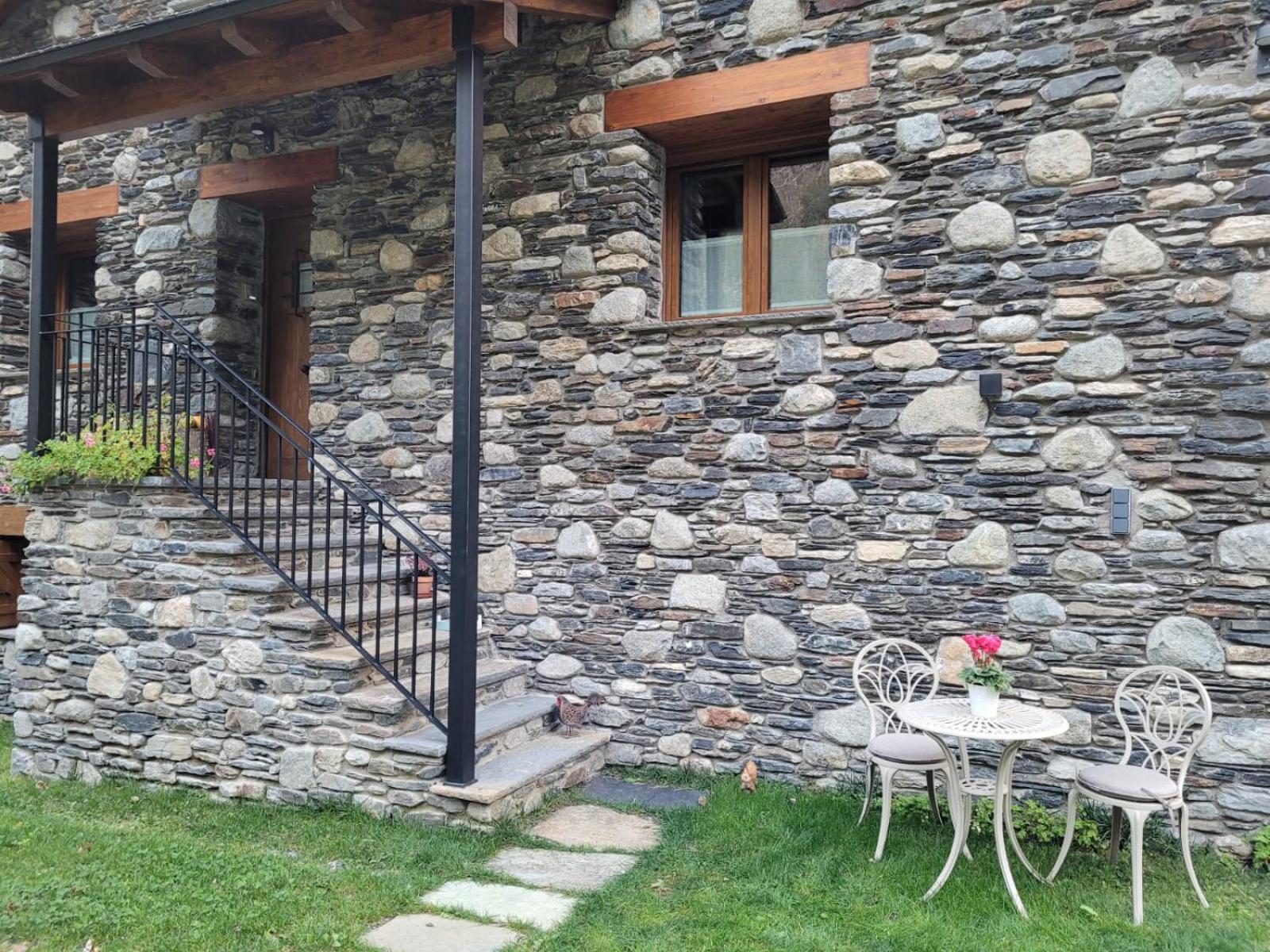 Apartamentos Turísticos: Tu casa en Sahún