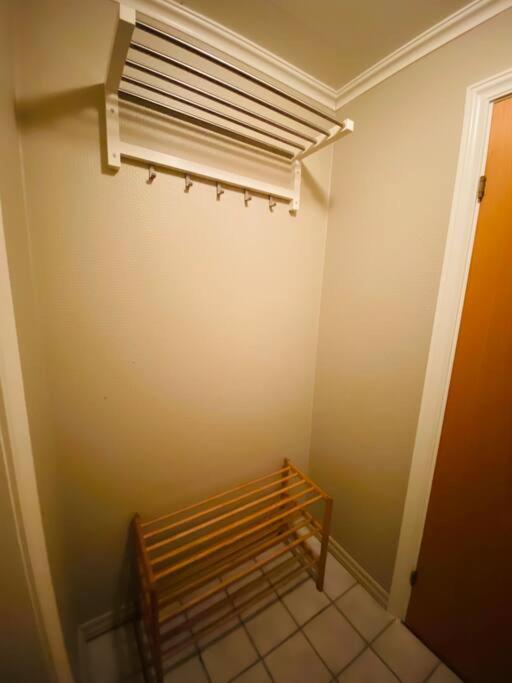 Hjemmekoselig leilighet i underetasje