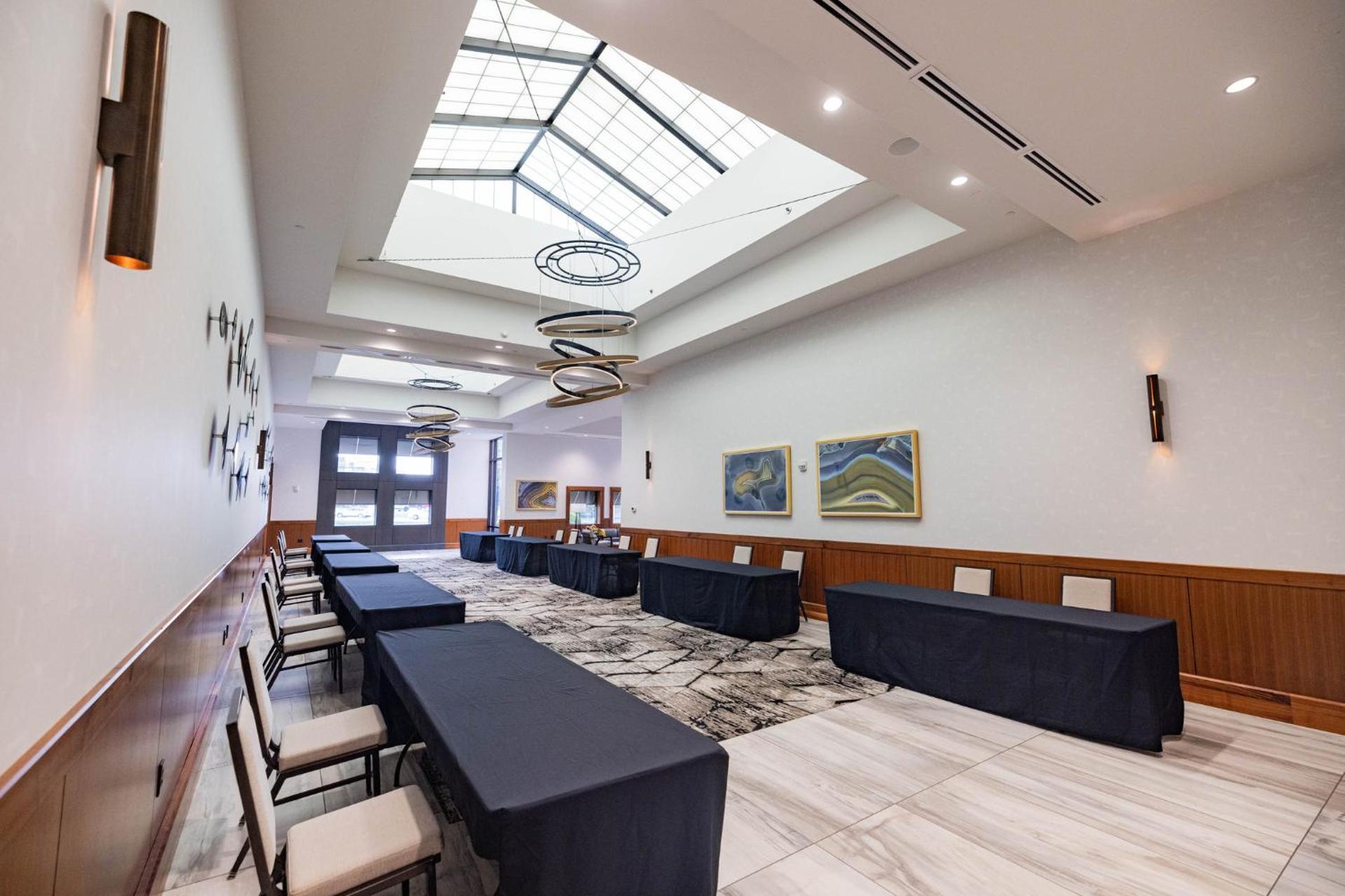 Meeting/conference room