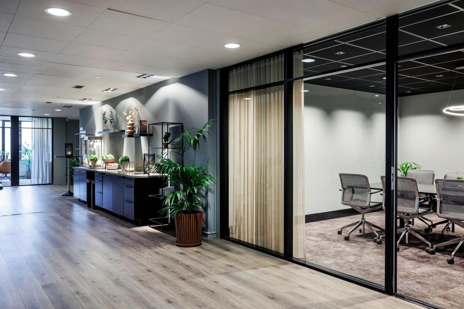 Meeting/conference room