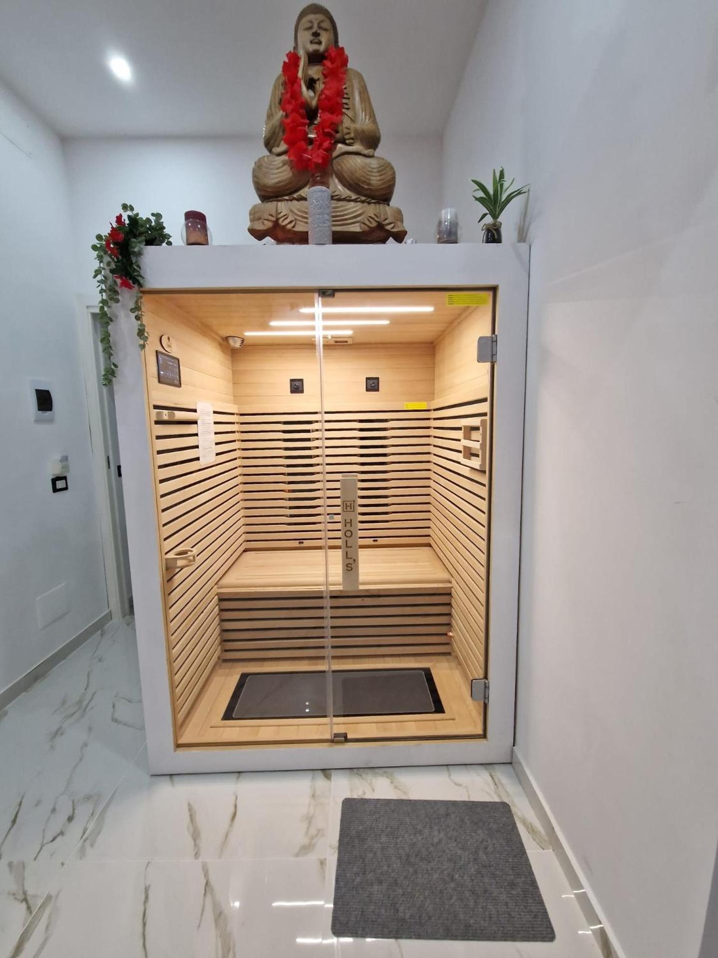 Junior Suite with Sauna