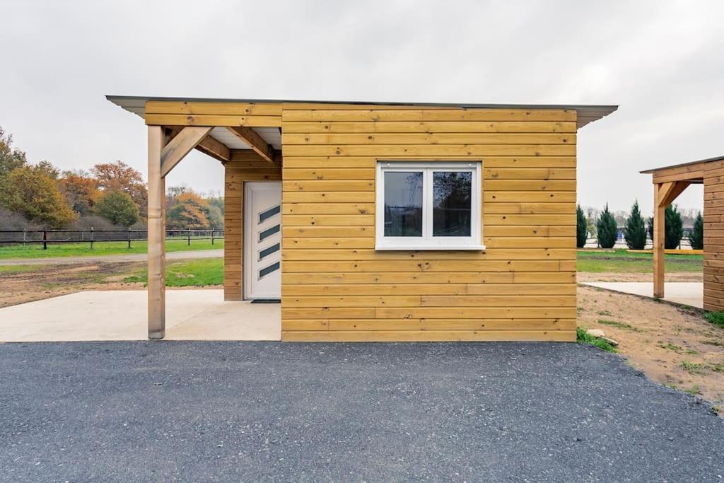 Les Chalets du Mancel - Chalet Vakiry - 500 m Bouleries Jump , 10 min du circuit des 24h