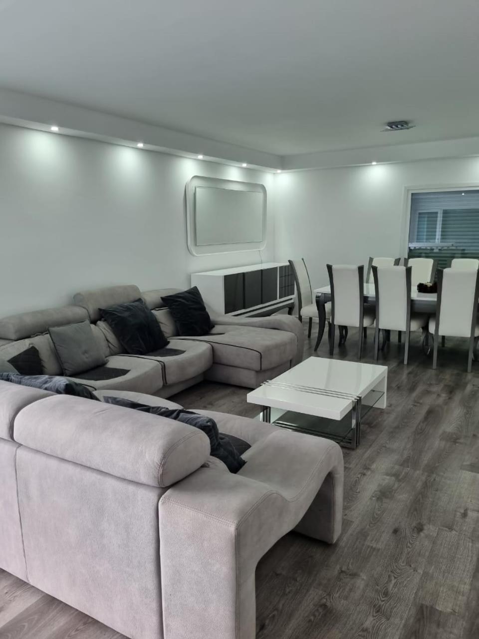 Mikaela Guest House 2