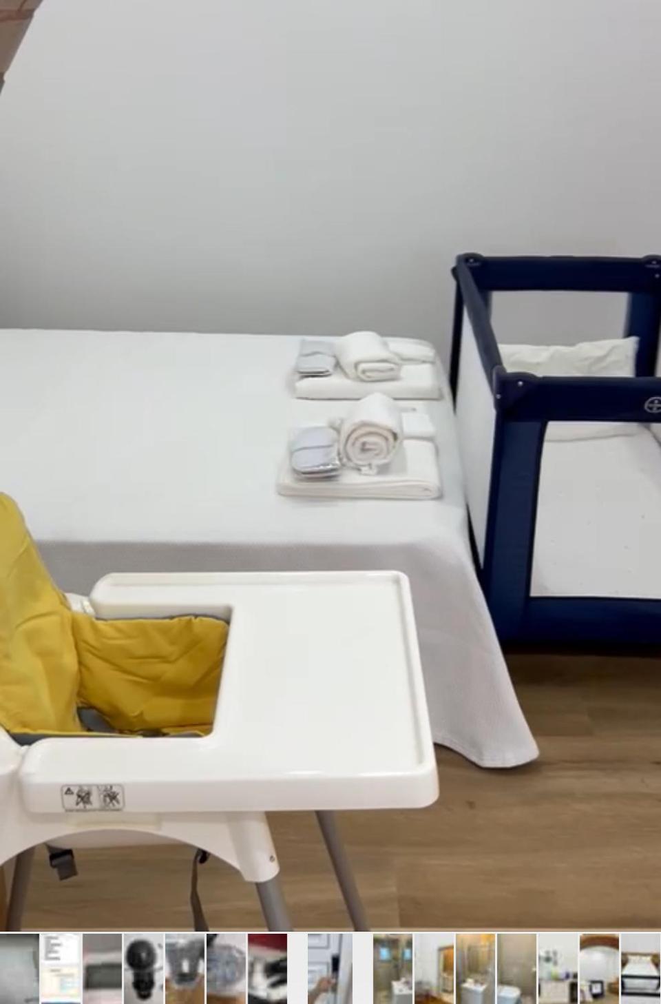 Photo of the whole room