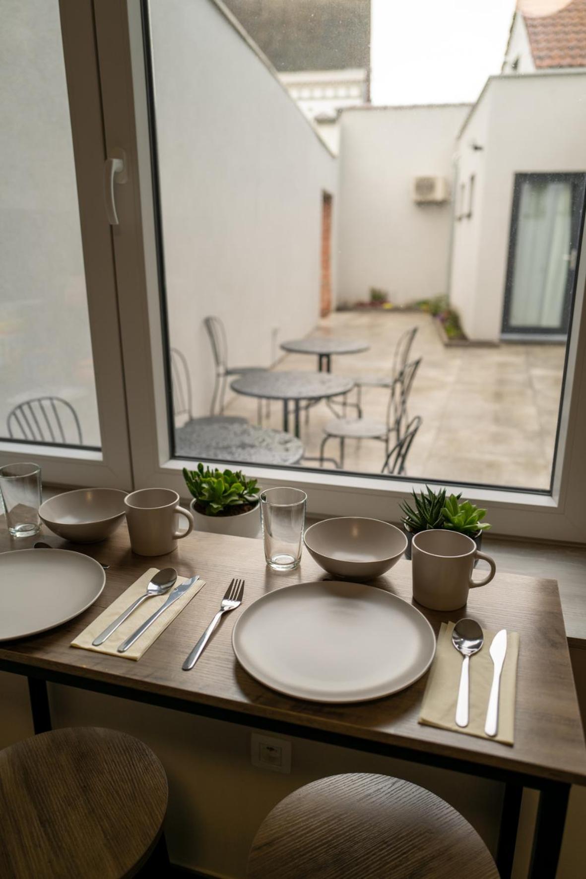 La table d’Auguste