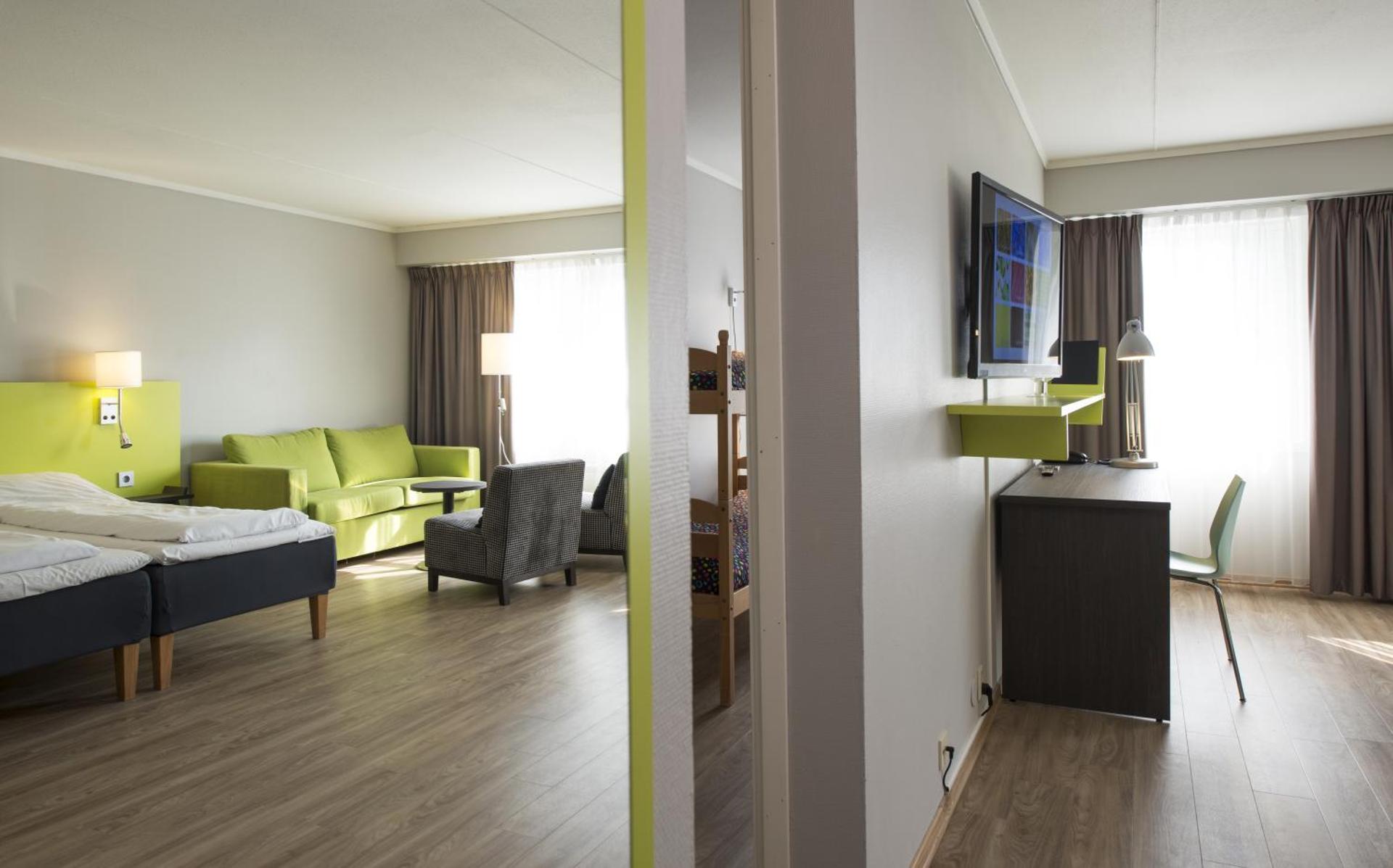 Photo of the whole room