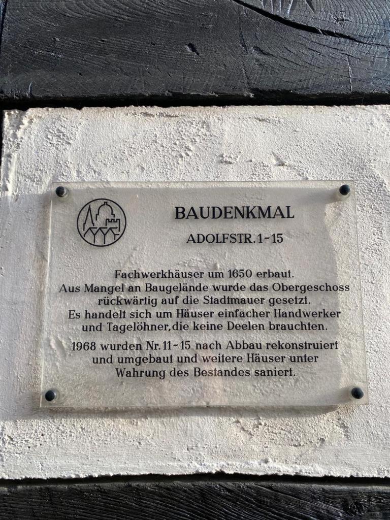 Ferienhaus "Sofia" Anno 1650, NEU - Top Lage - Tempur Beds - WIFI - Parking - im Herzen von Detmold-Altstadt, Historische Stadtmauer, Old lane Detmold
