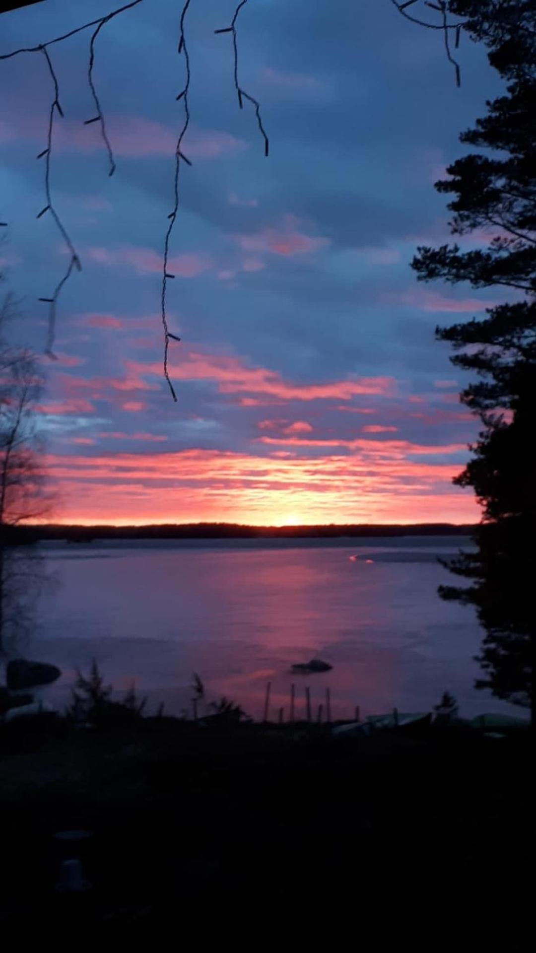 Peaceful holiday apartment with stunning lake view