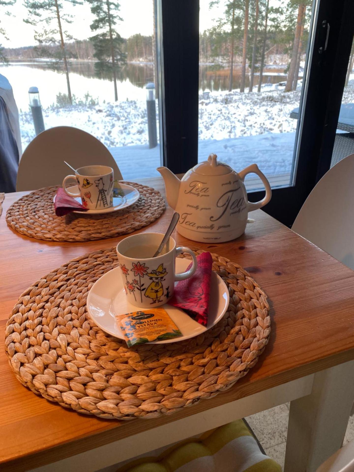 Peaceful holiday apartment with stunning lake view