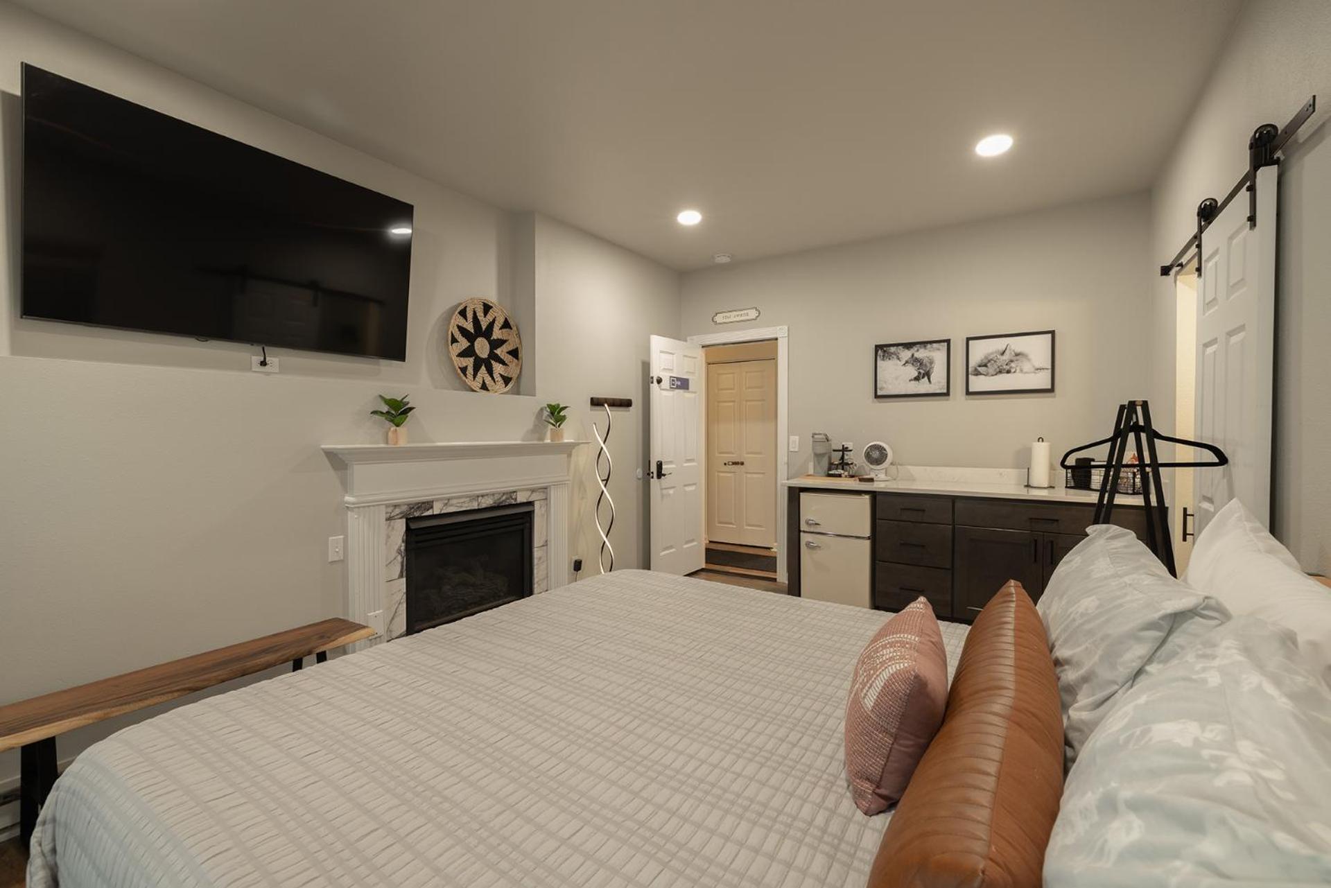 Photo of the whole room