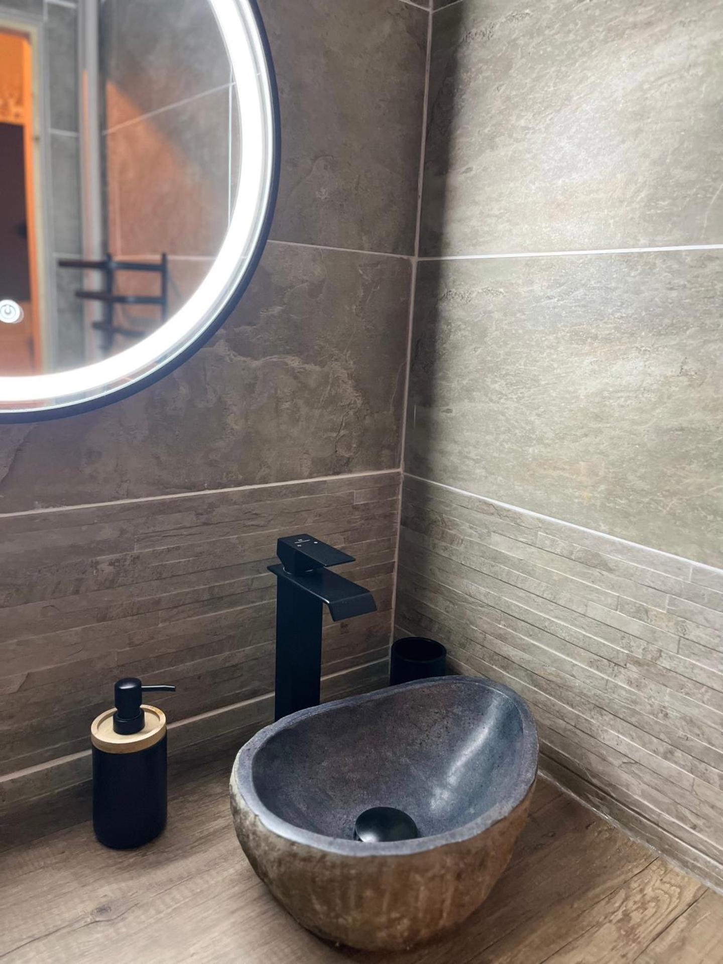 Charmant studio au pieds des remontées mécaniques.