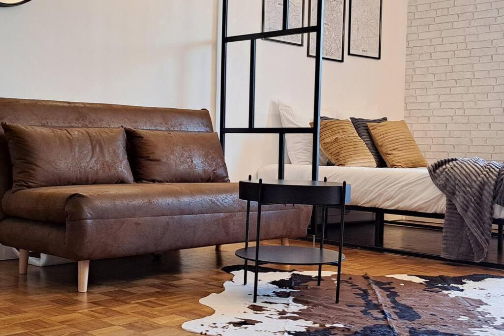 L'industriel - 2'mn du métro - aux portes de Paris