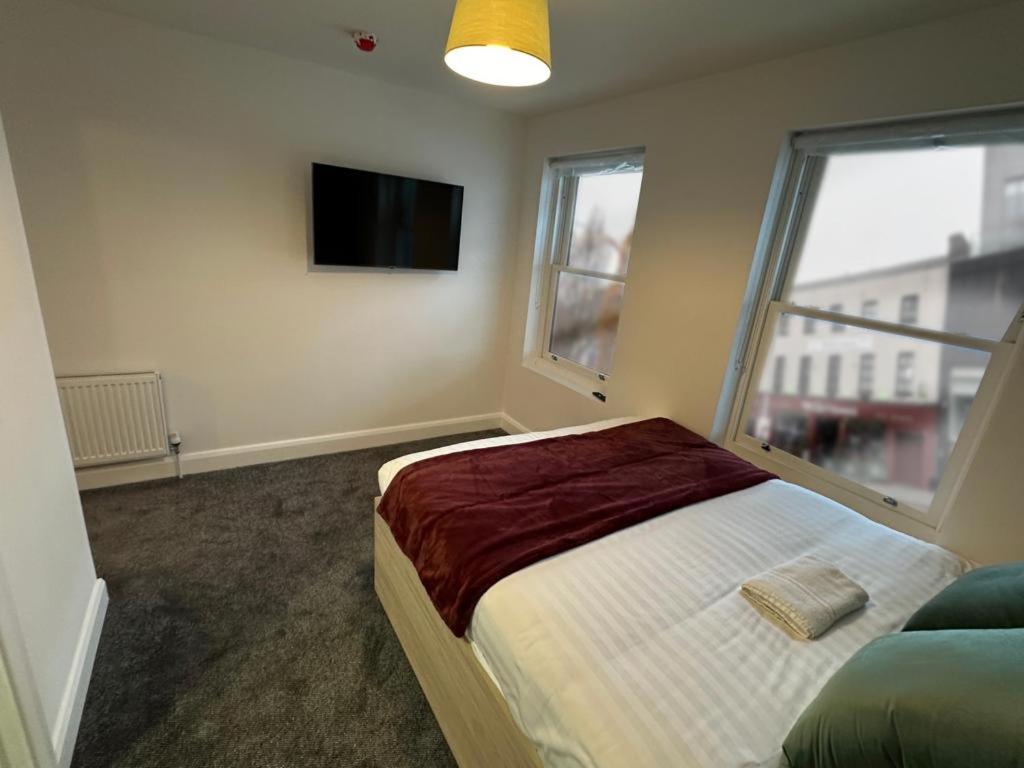 Mary Mullen's Rooms Eyre Square.