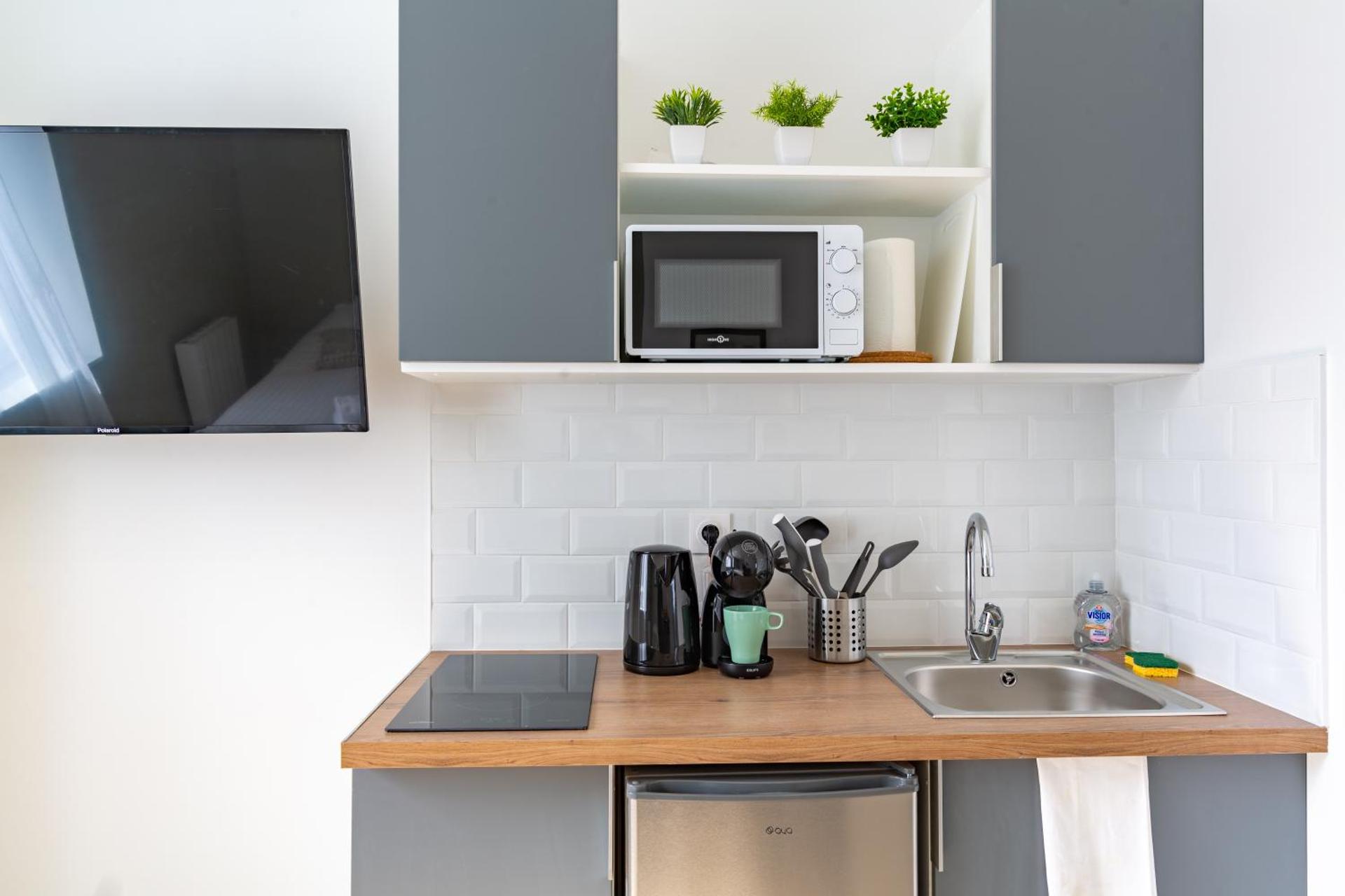 STUDIOS proximité Facs, Clinique Pasteur, Centre