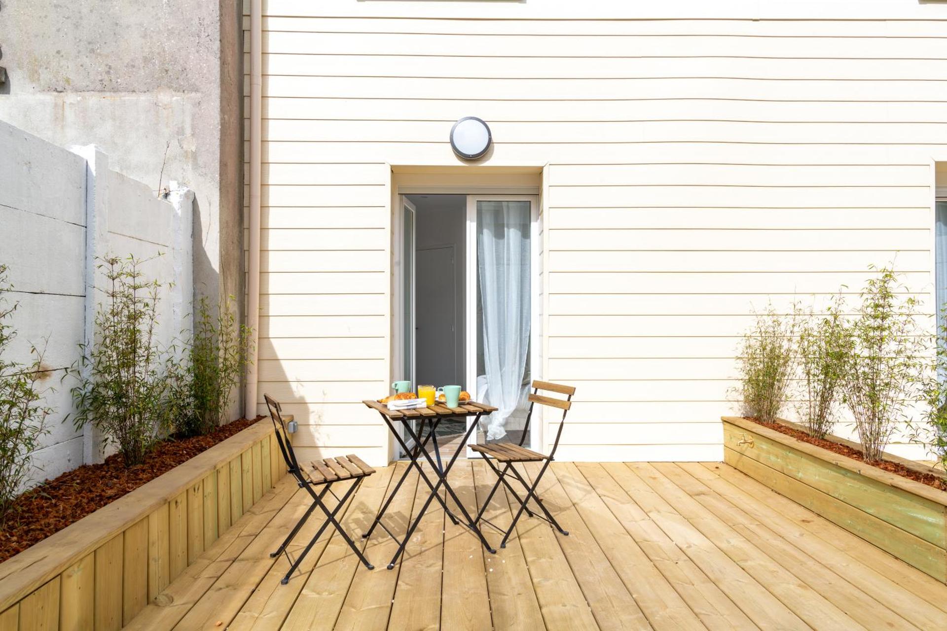 STUDIOS proximité Facs, Clinique Pasteur, Centre