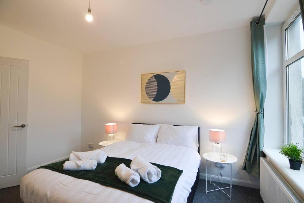 Contemporary 3 Bedroom Flat