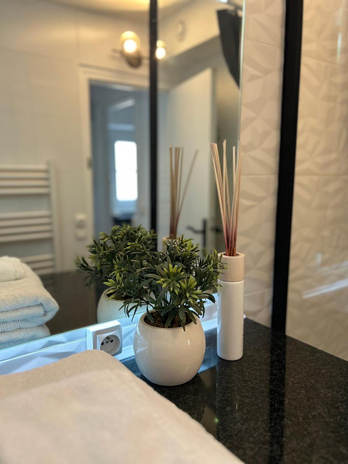 Appart' Studio cooconing - Champs Elysées - NETFLIX