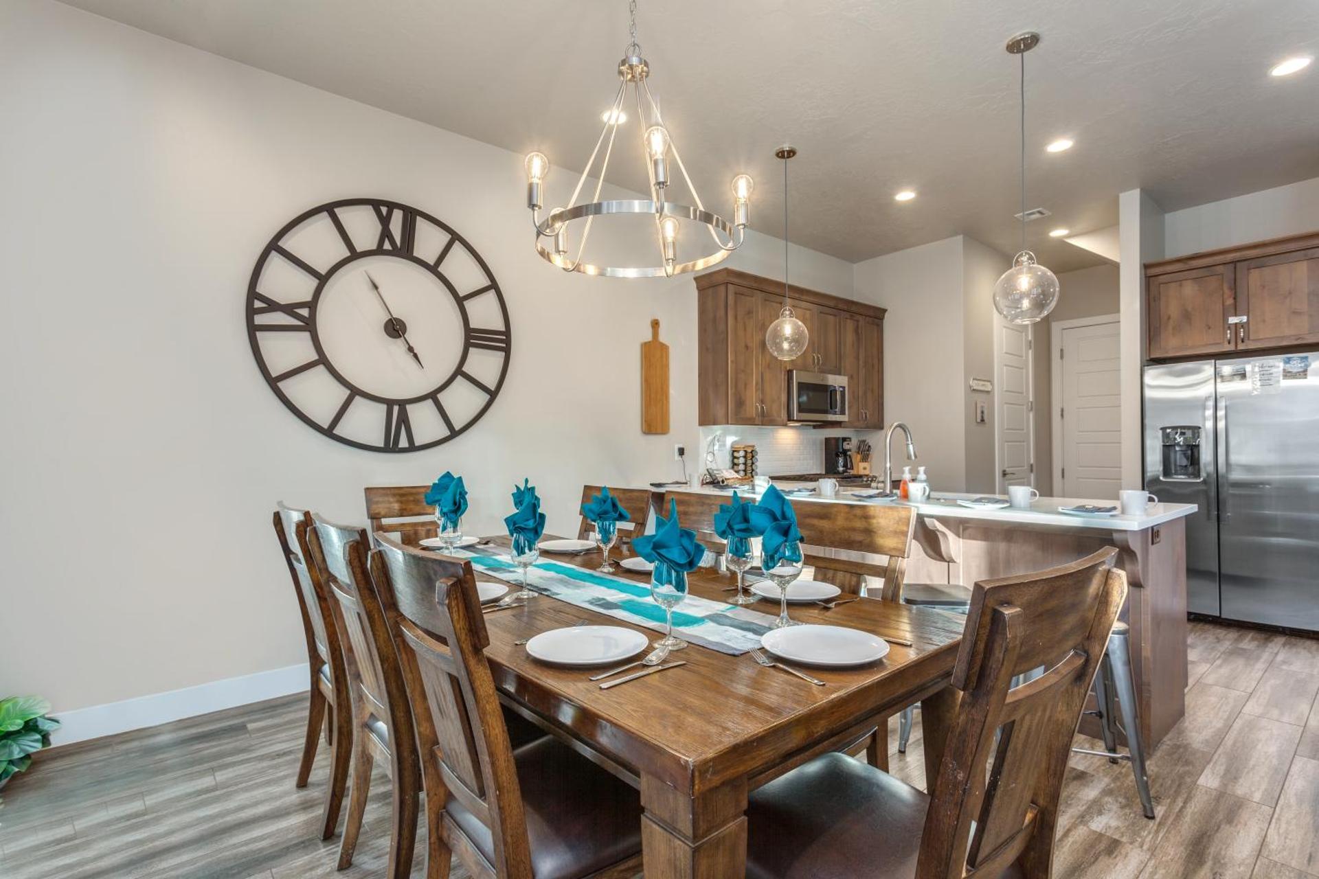 Ocotillo Springs 18 Sleeps 23, Community Pool and Hot Tub, Beautiful View of Ocotillo Springs Amenities