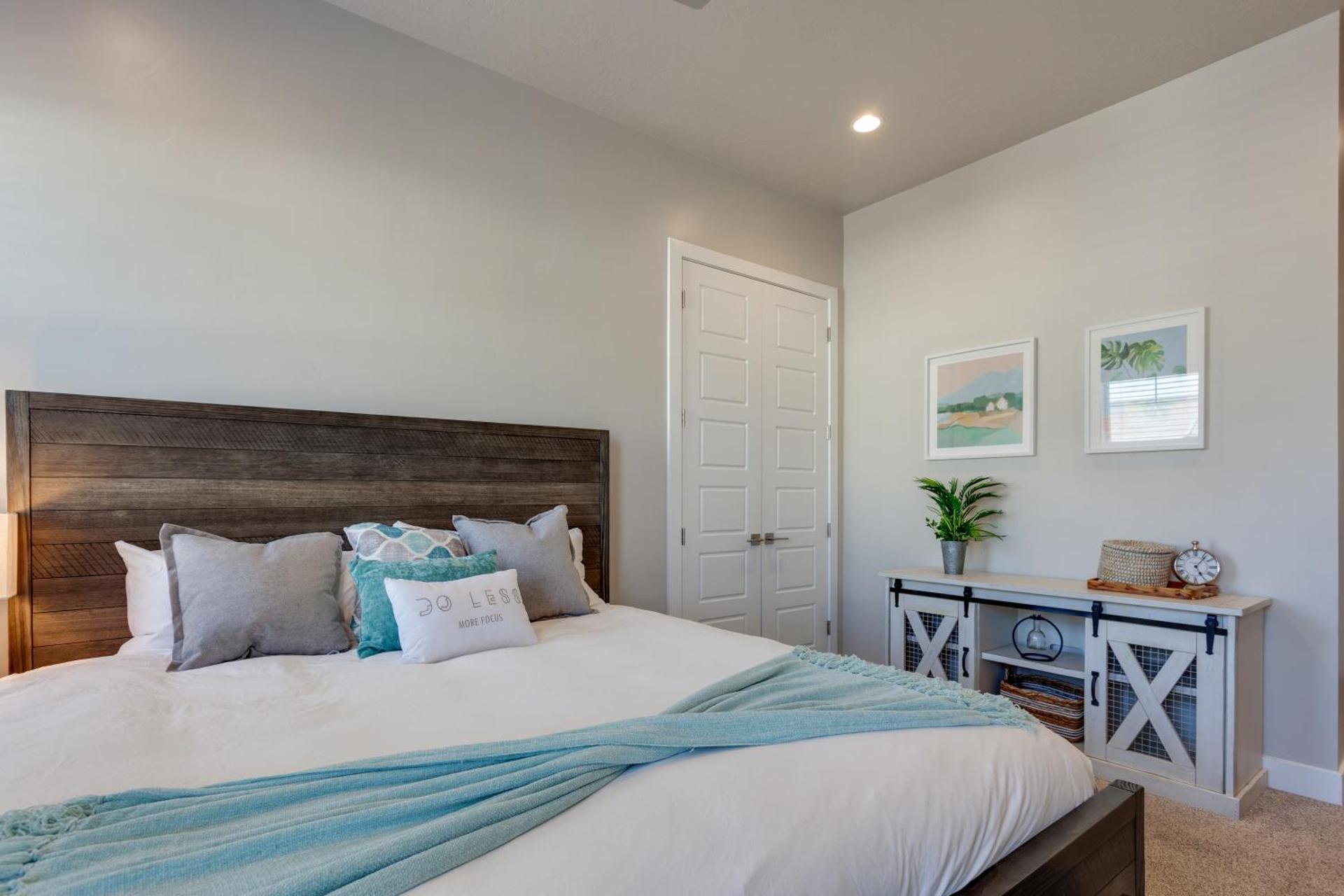 Ocotillo Springs 18 Sleeps 23, Community Pool and Hot Tub, Beautiful View of Ocotillo Springs Amenities