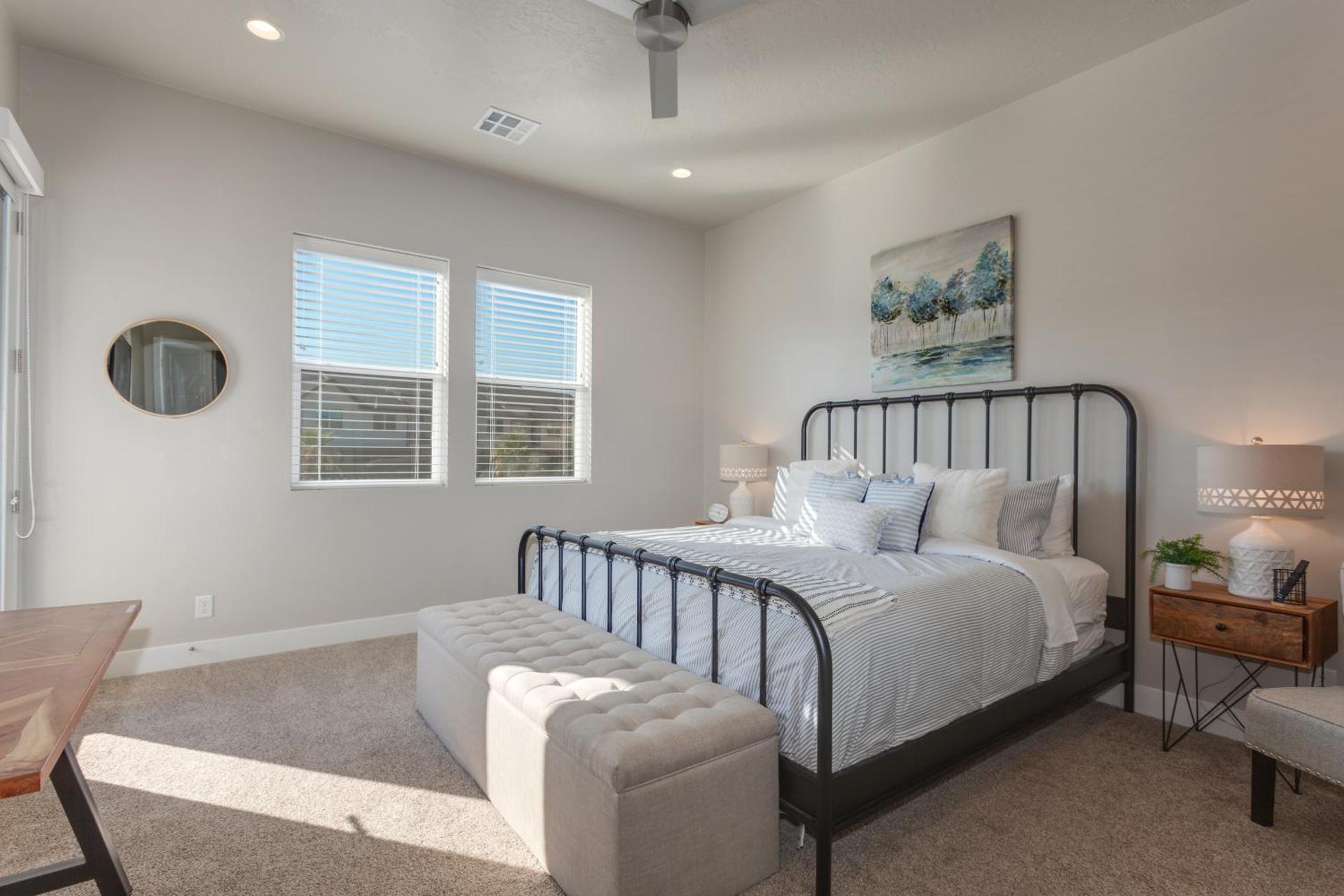 Ocotillo Springs 18 Sleeps 23, Community Pool and Hot Tub, Beautiful View of Ocotillo Springs Amenities