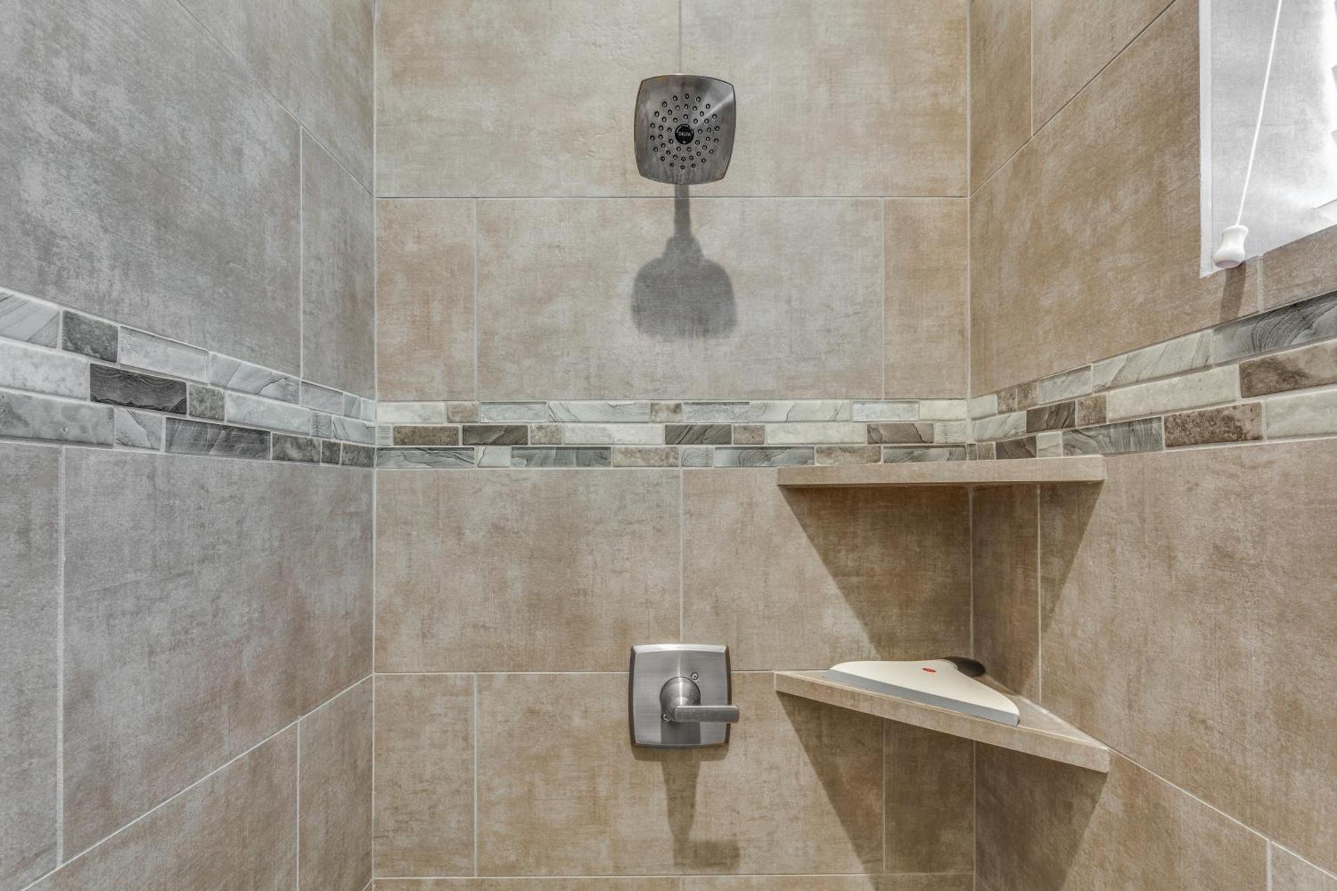 Ocotillo Springs 18 Sleeps 23, Community Pool and Hot Tub, Beautiful View of Ocotillo Springs Amenities