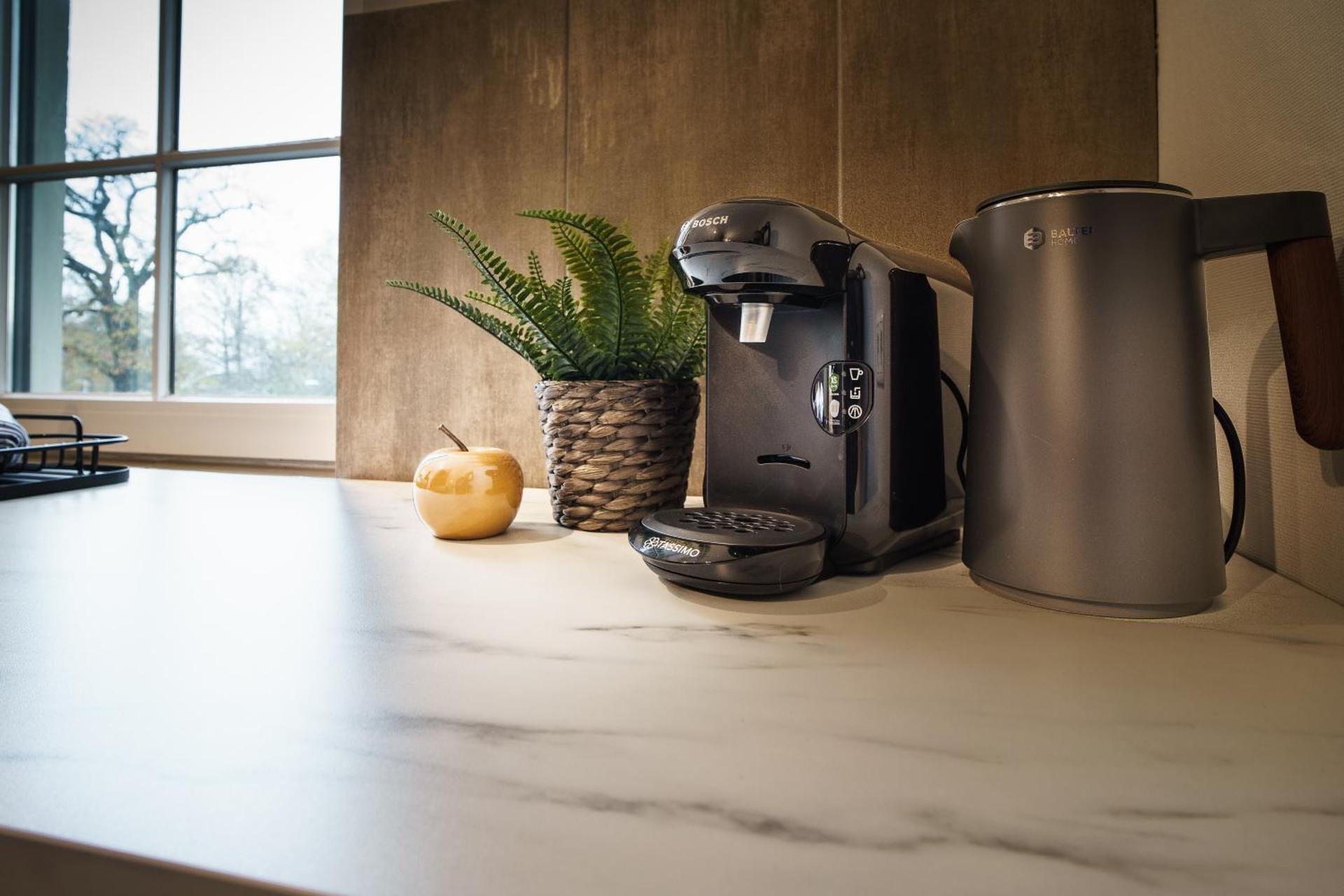 Coffee/tea facilities