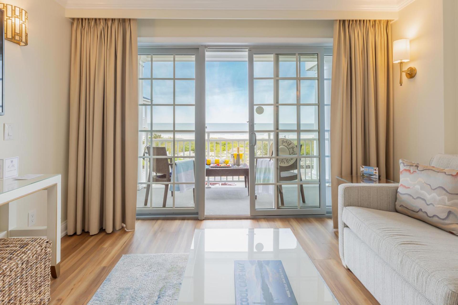 La Mer Beachfront Resort