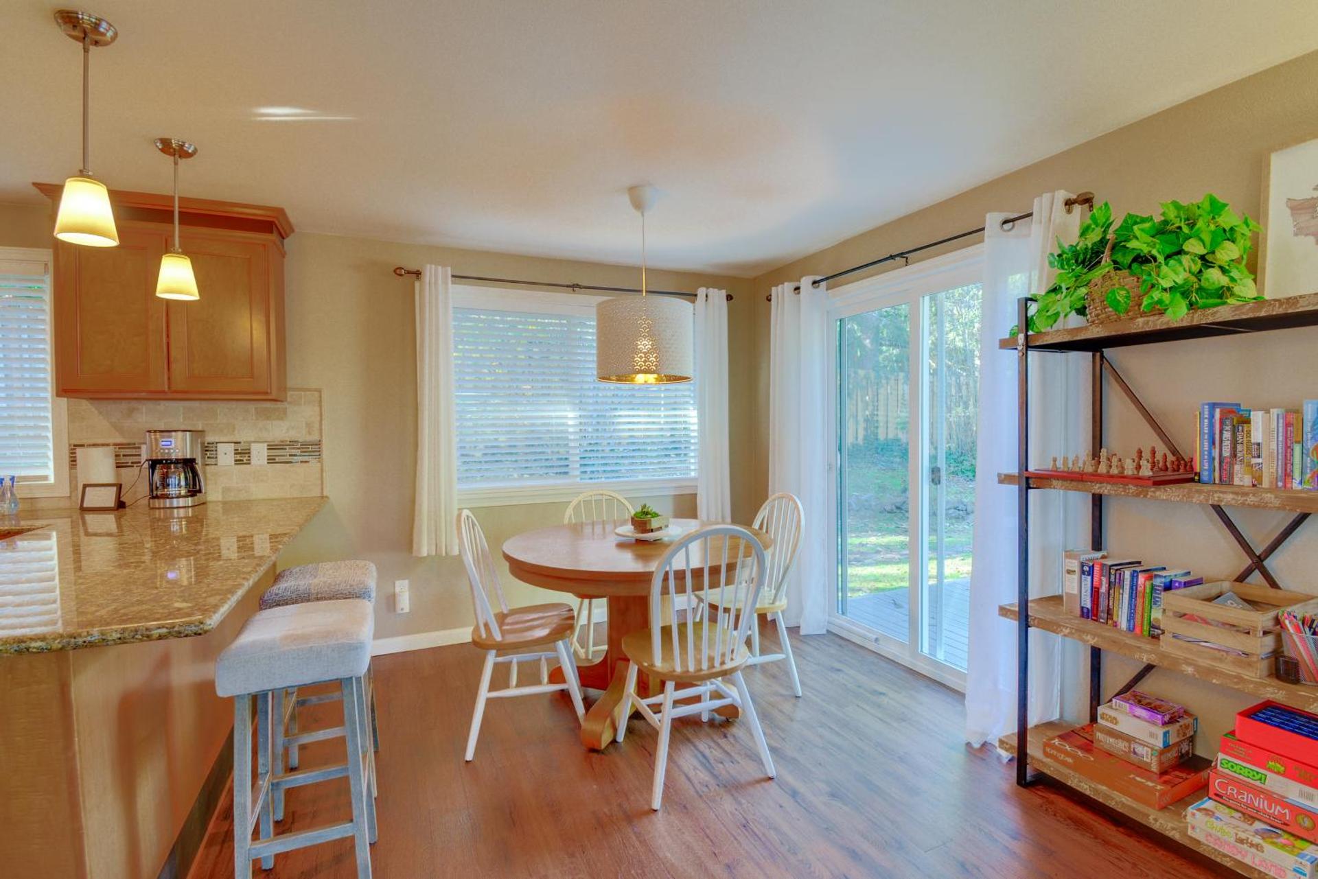 Gig Harbor Vacation Rental Home 1 Mi to Uptown!