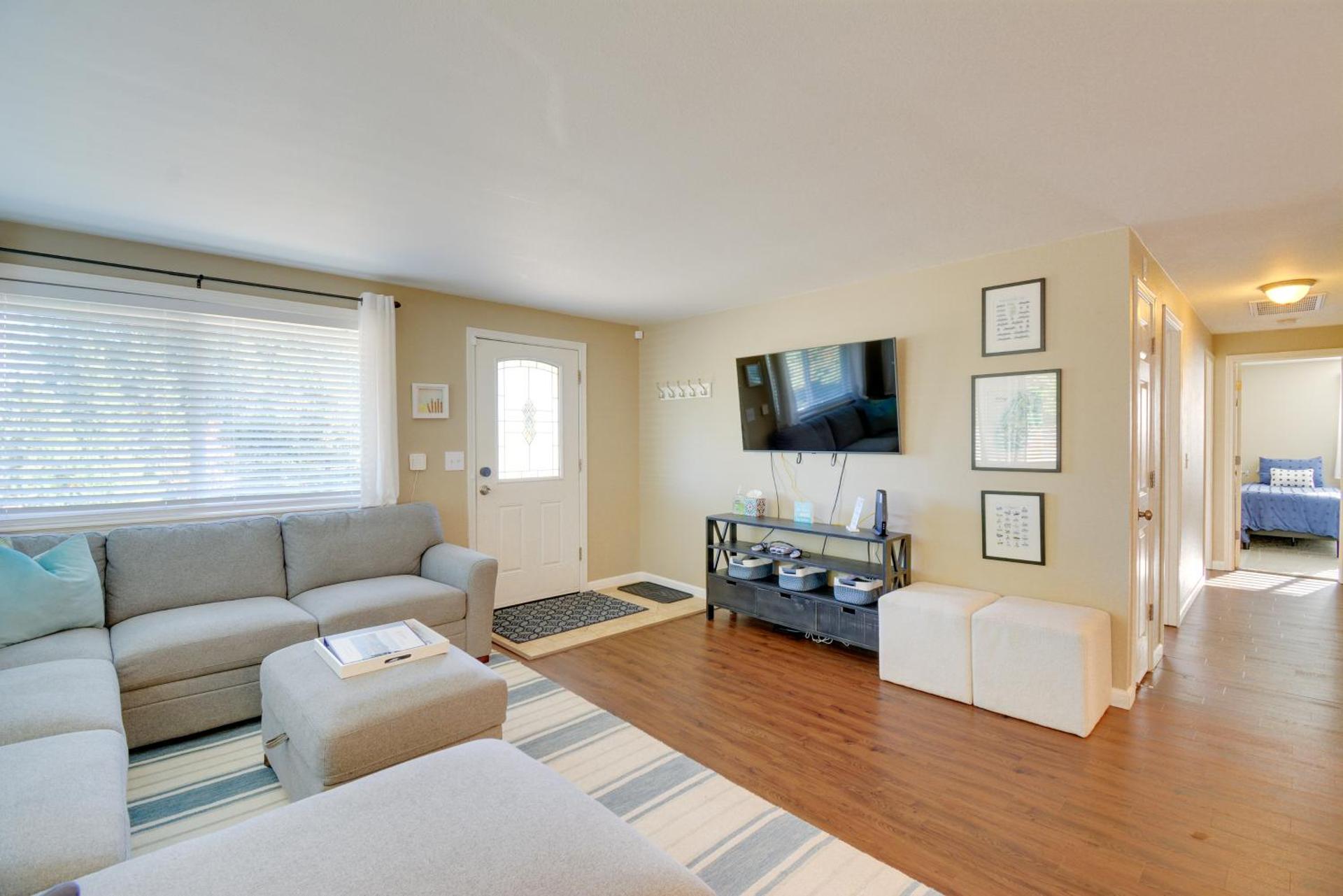 Gig Harbor Vacation Rental Home 1 Mi to Uptown!