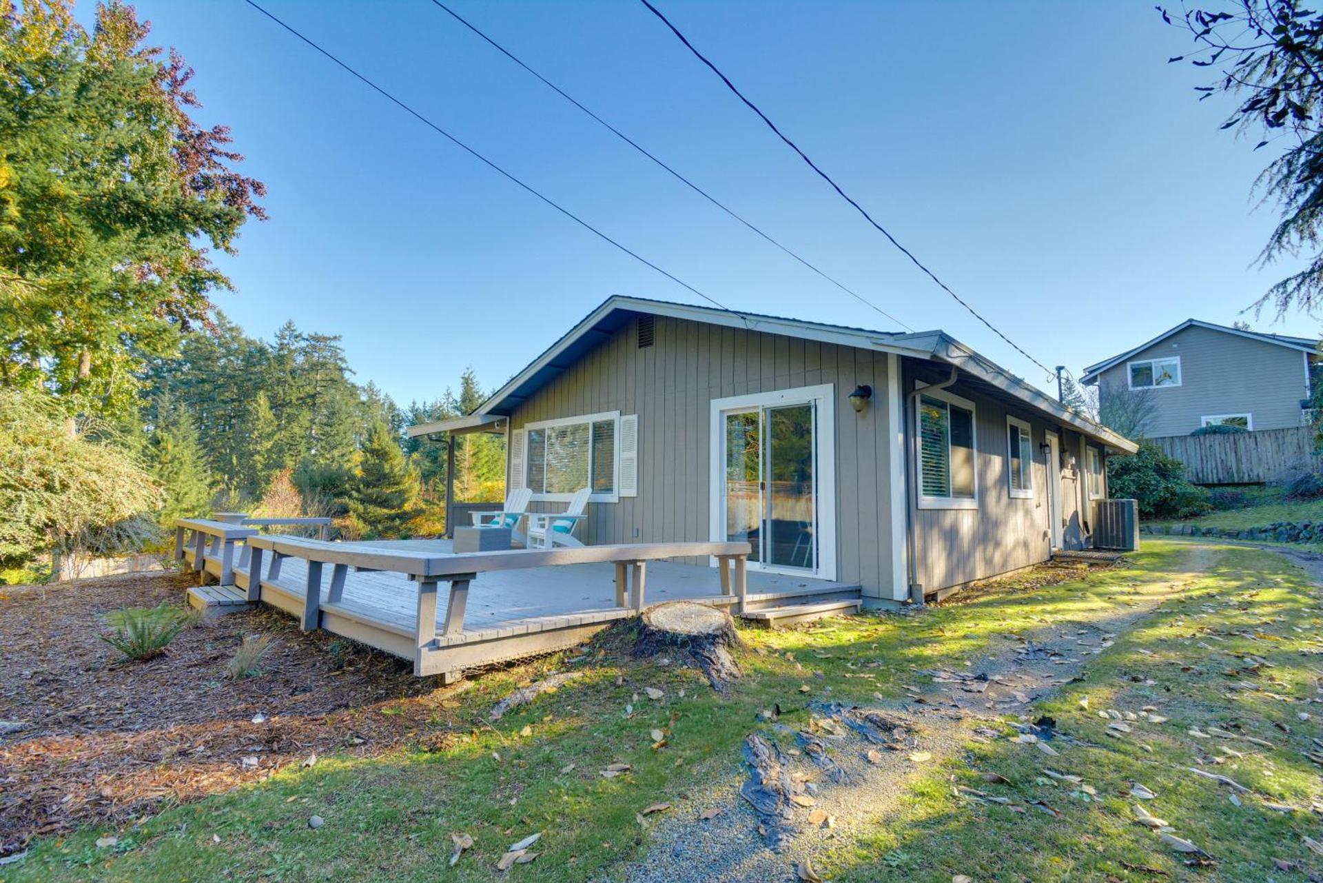 Gig Harbor Vacation Rental Home 1 Mi to Uptown!