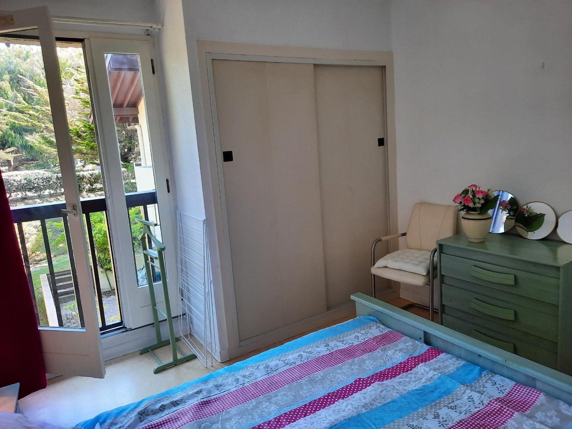 Appartement Lumineux à Seignosse, Proche Plage, Commerces et Activités, Parking, Wifi et Balcon - FR-1-239-813