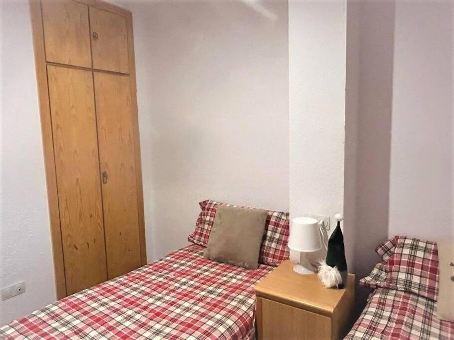 Little Rest Montblanc 6 pax personas wifi garaje Plaza Pradollano