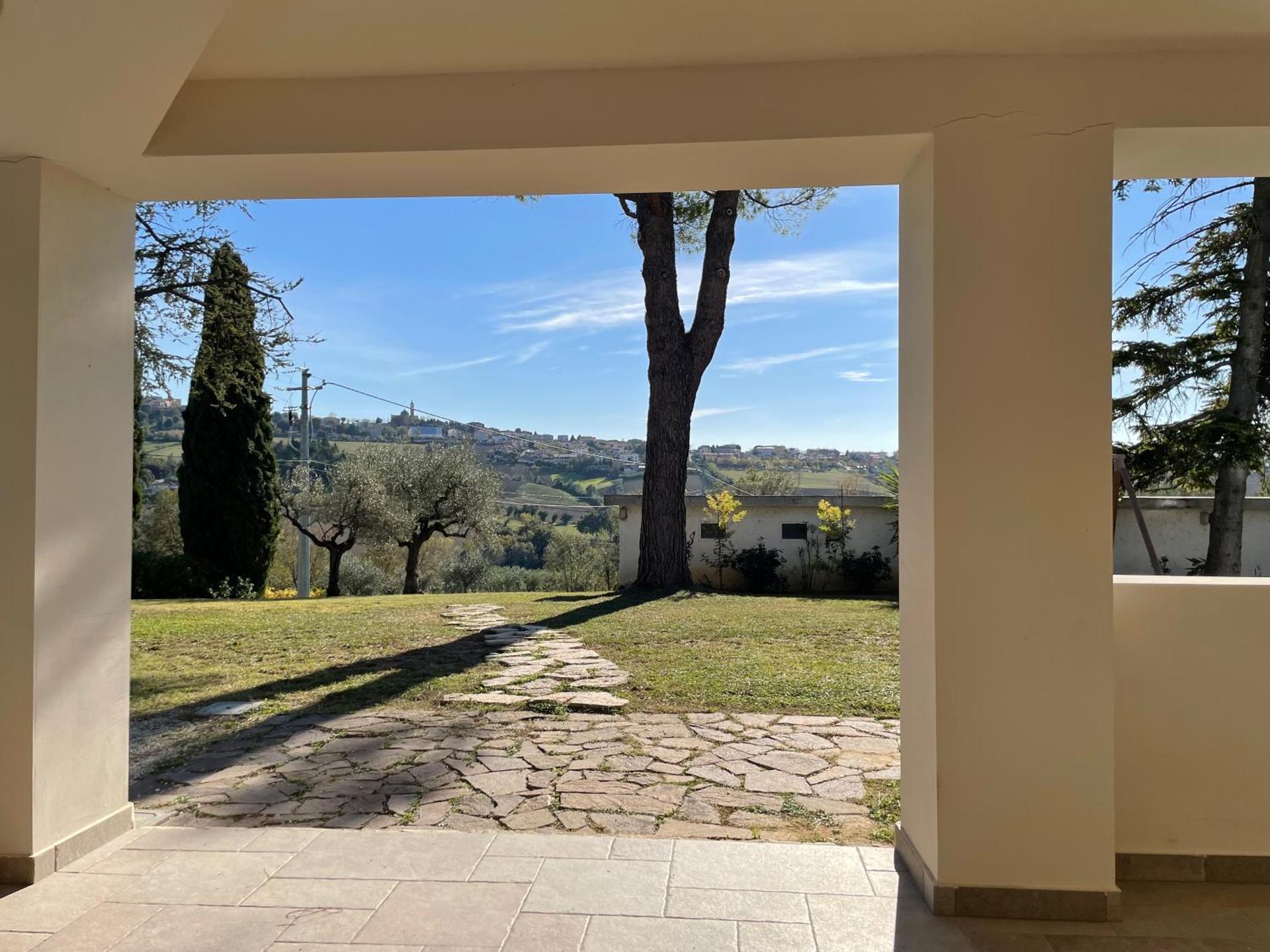 Inner courtyard view