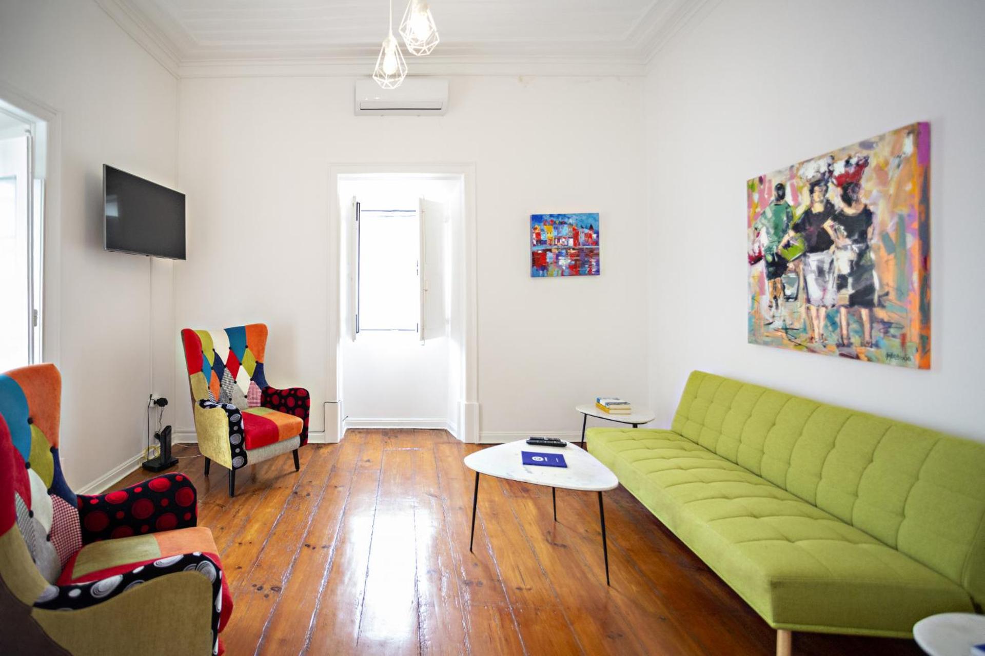 Communal lounge/ TV room