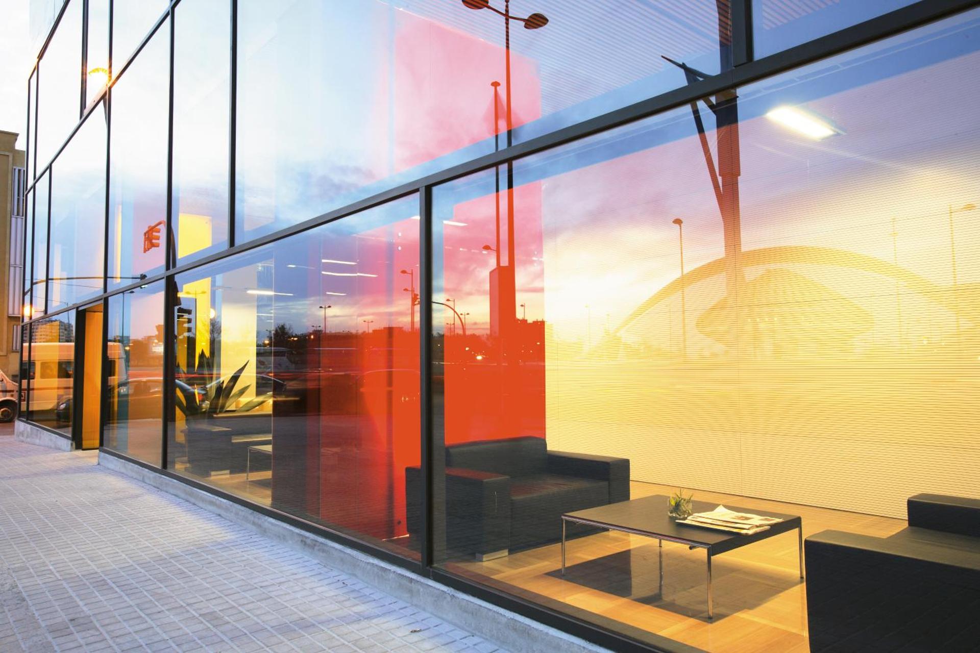 Communal lounge/ TV room