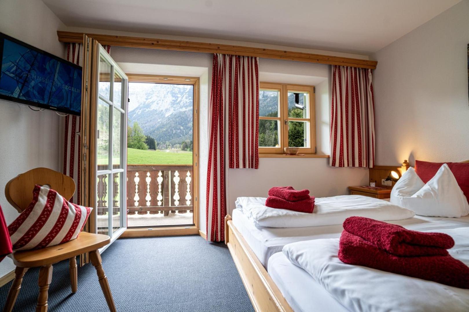 Double Room with Mountain View