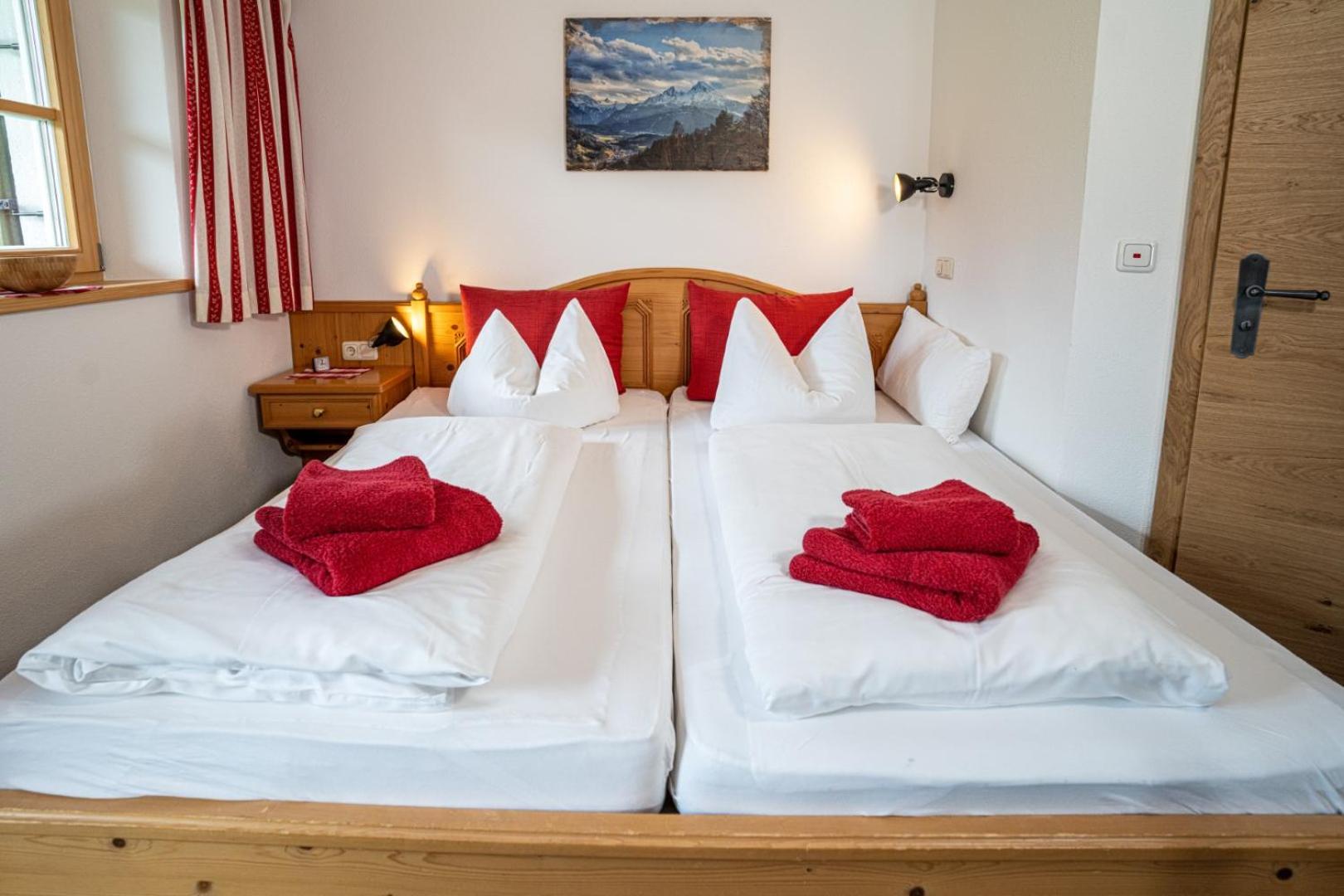 Double Room with Mountain View