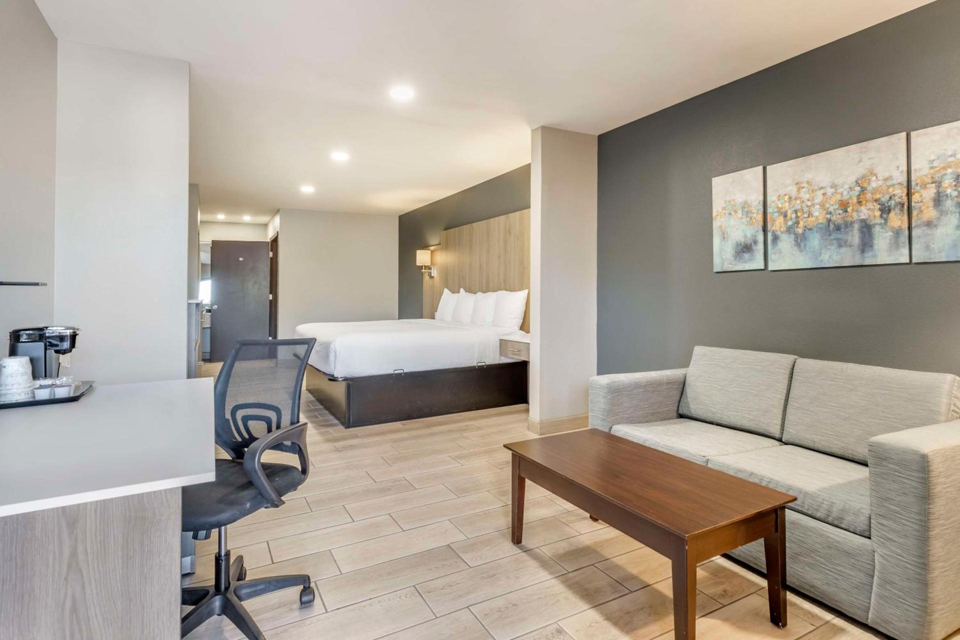 Photo of the whole room