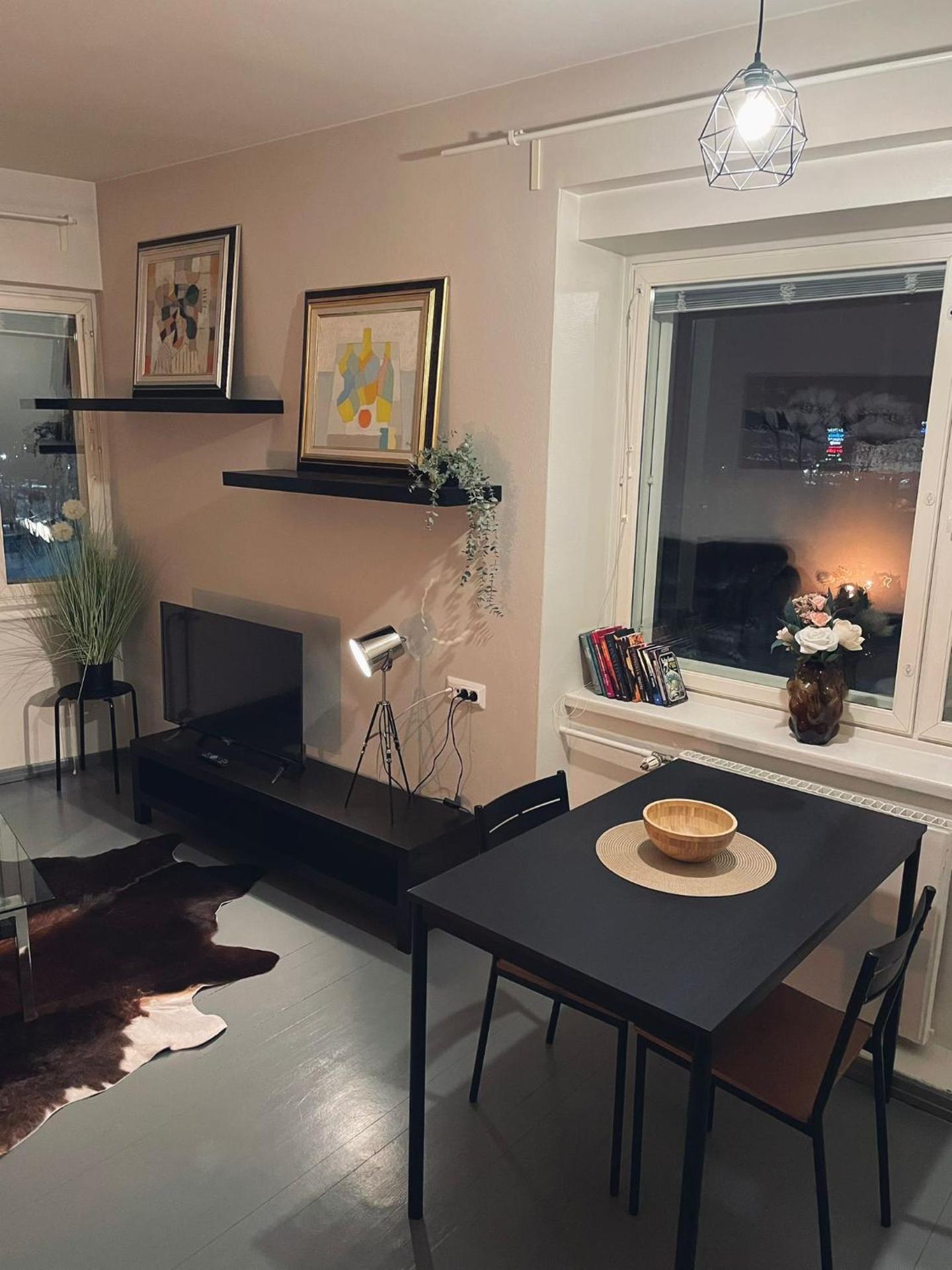 Communal lounge/ TV room