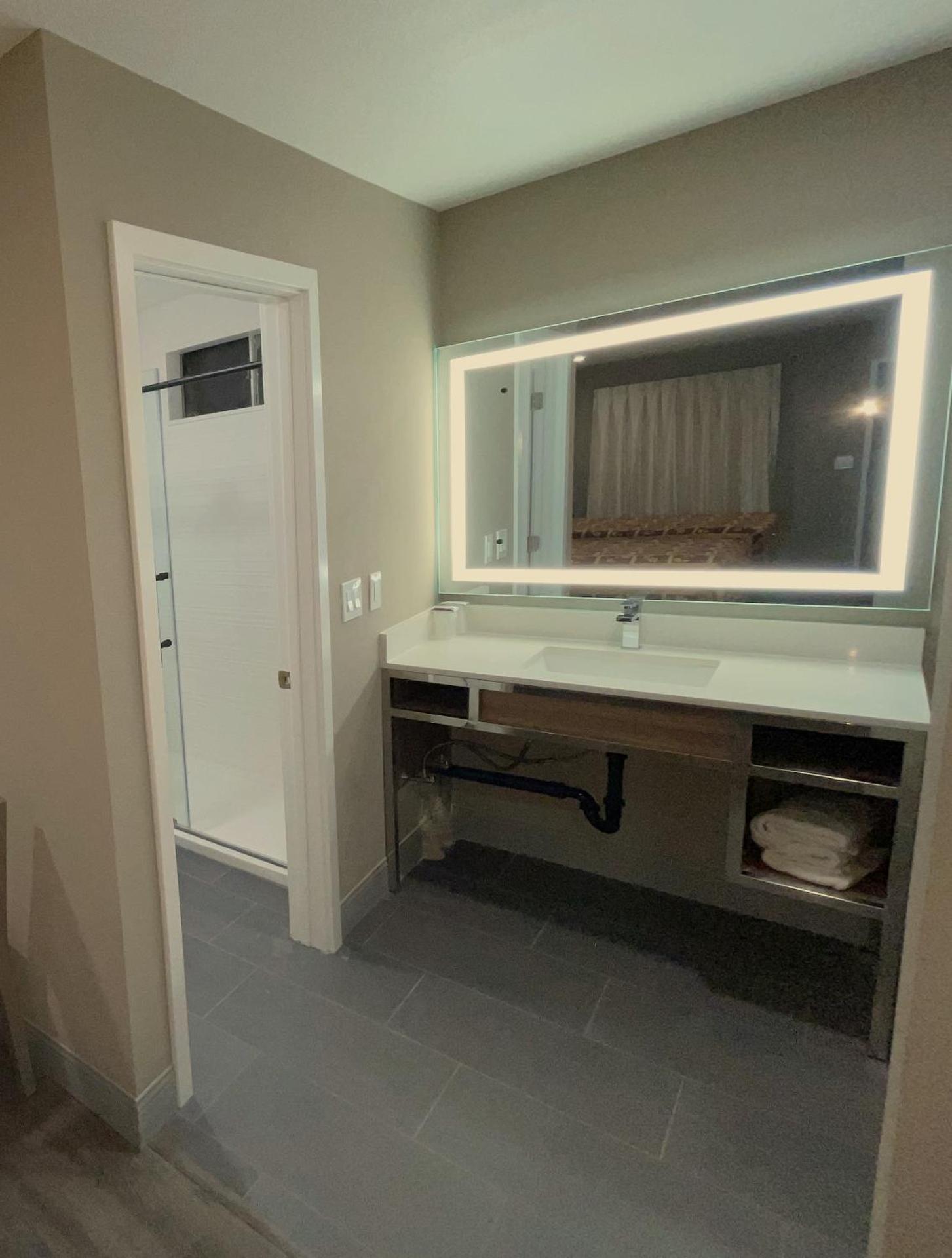 New Star Inn El Monte, CA - Los Angeles