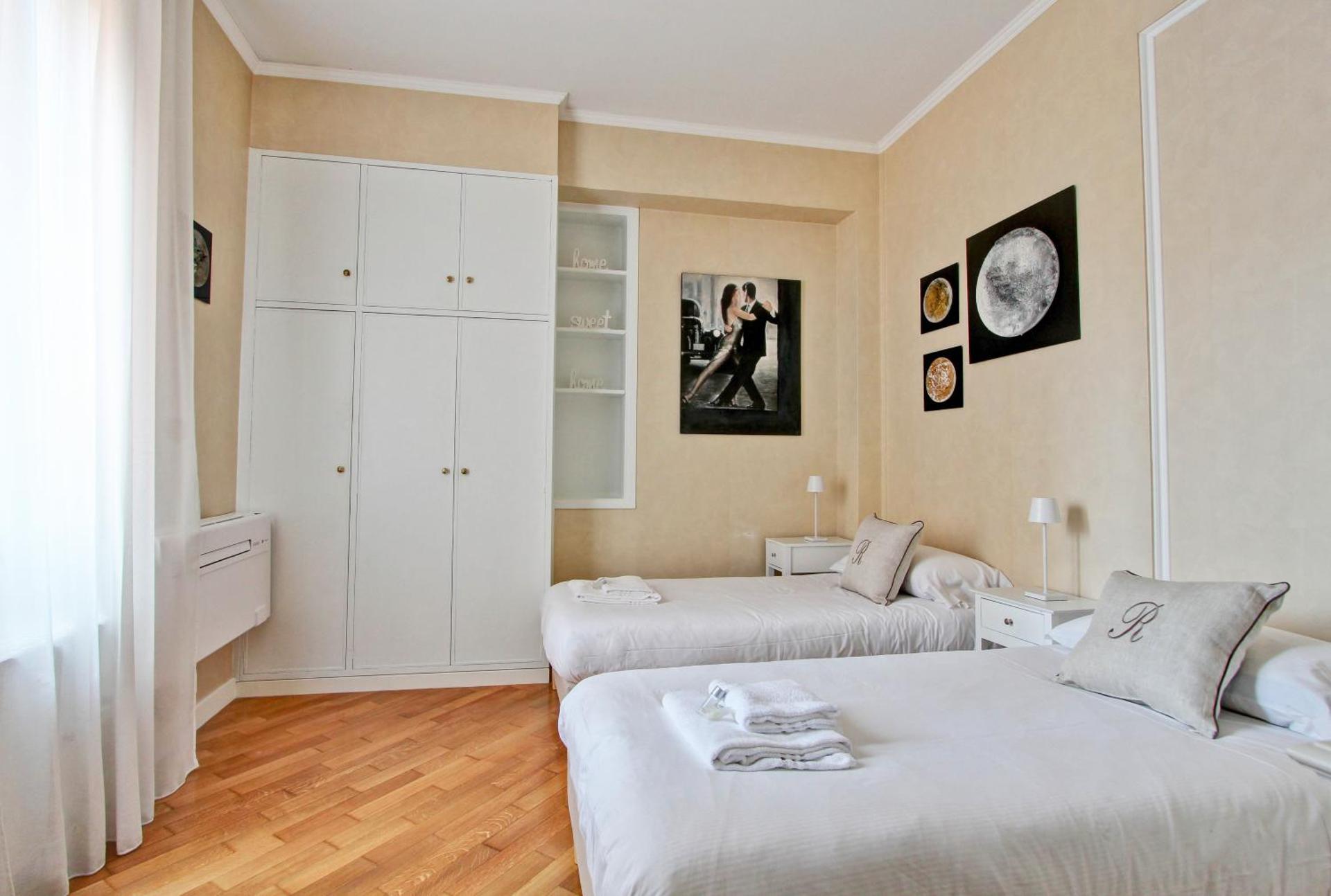 Roberta Apartment Fontana di Trevi