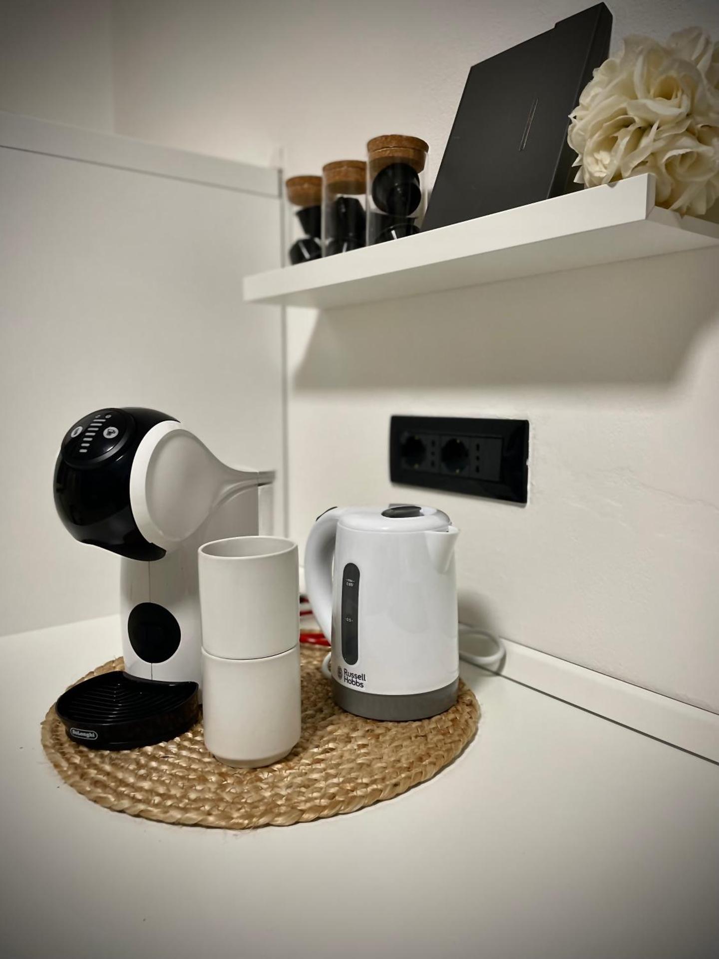 Coffee/tea facilities