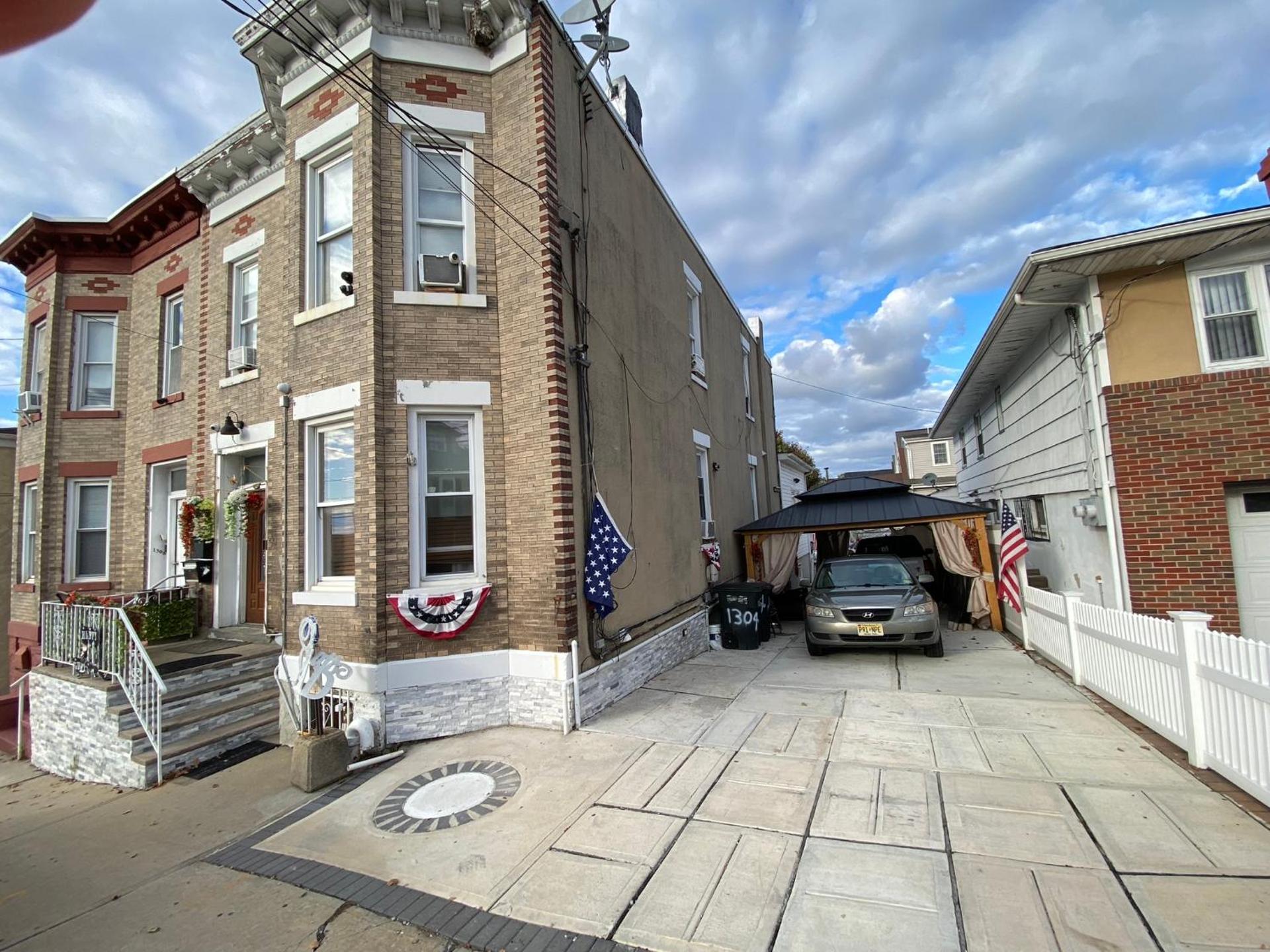 Nice 2 bedrooms, Massage Seat, close to New York, THE BEST CHOICE!!