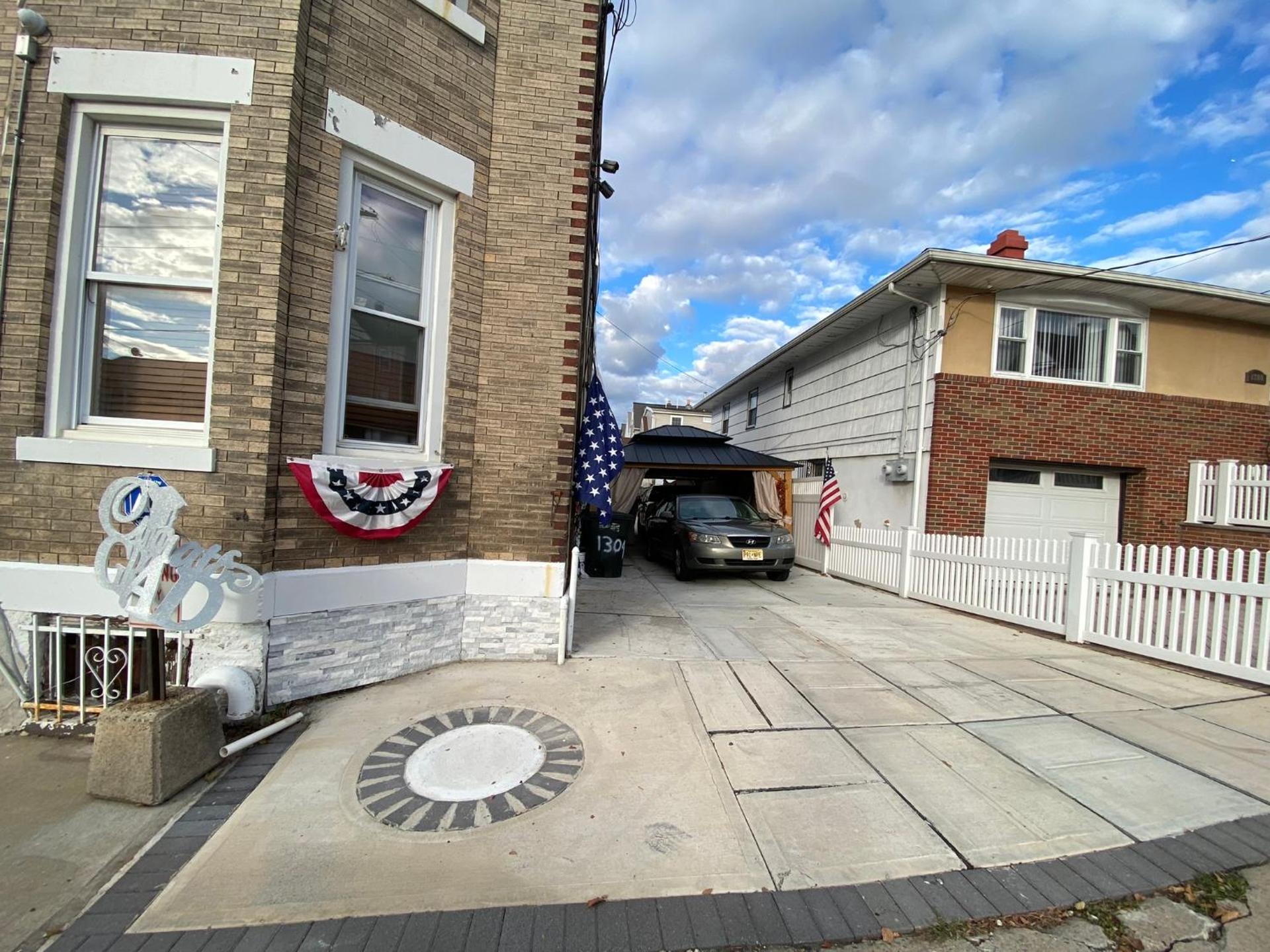 Nice 2 bedrooms, Massage Seat, close to New York, THE BEST CHOICE!!