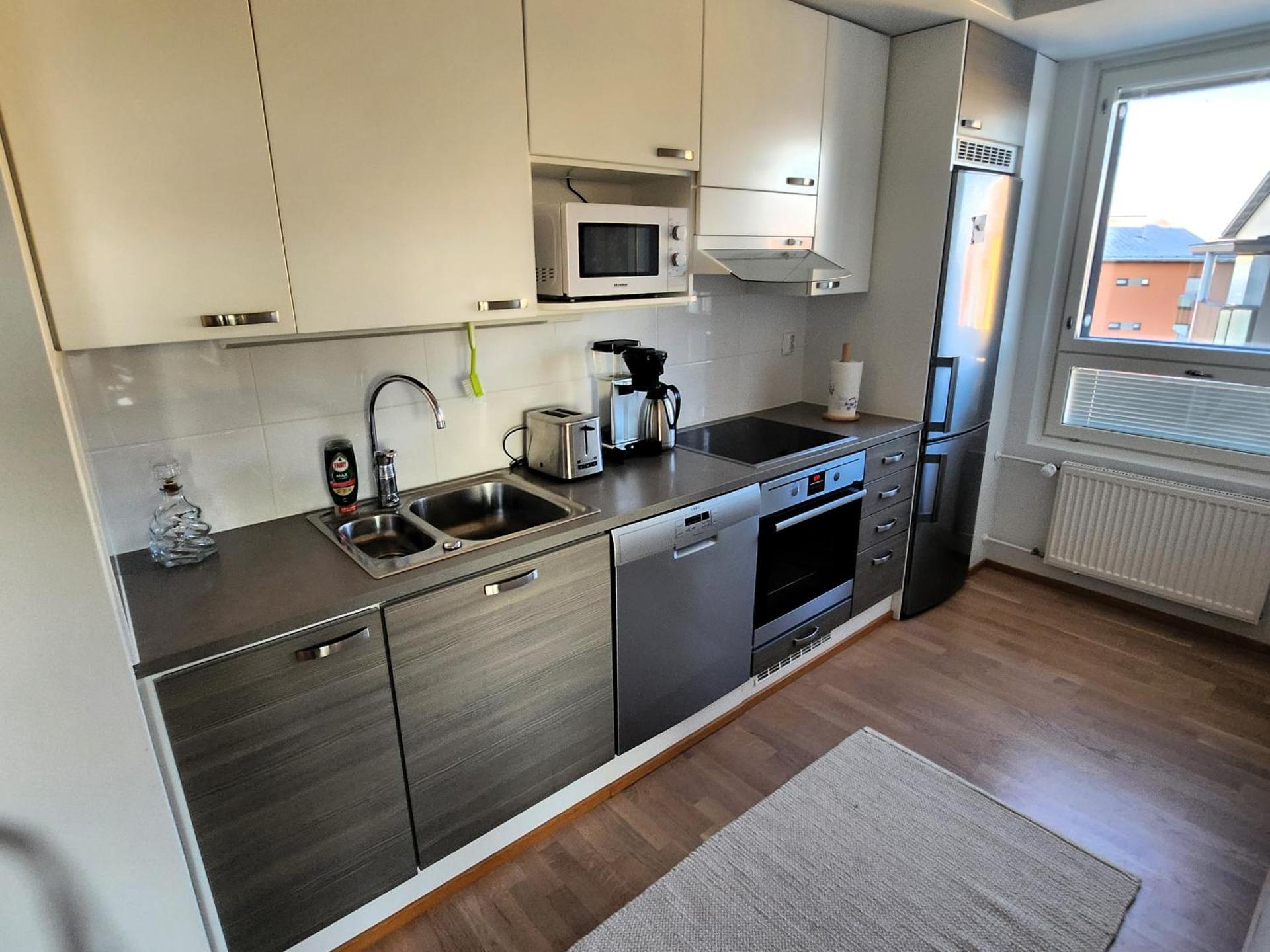 Tasokas 2 h + k + s Söderkullassa - huikeat näköalat