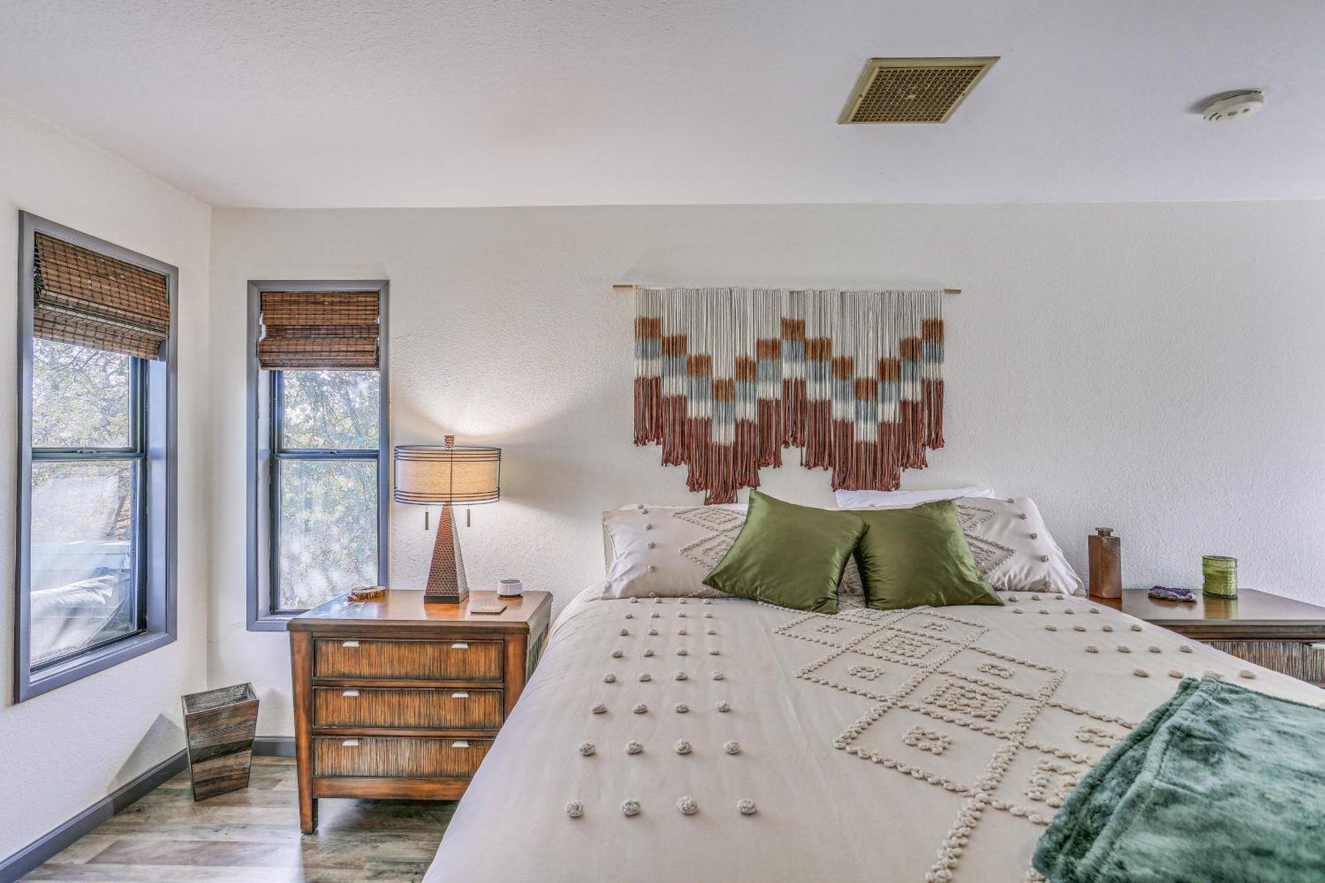 Cozy Studio with Well-Being Retreat Near Yosemite!