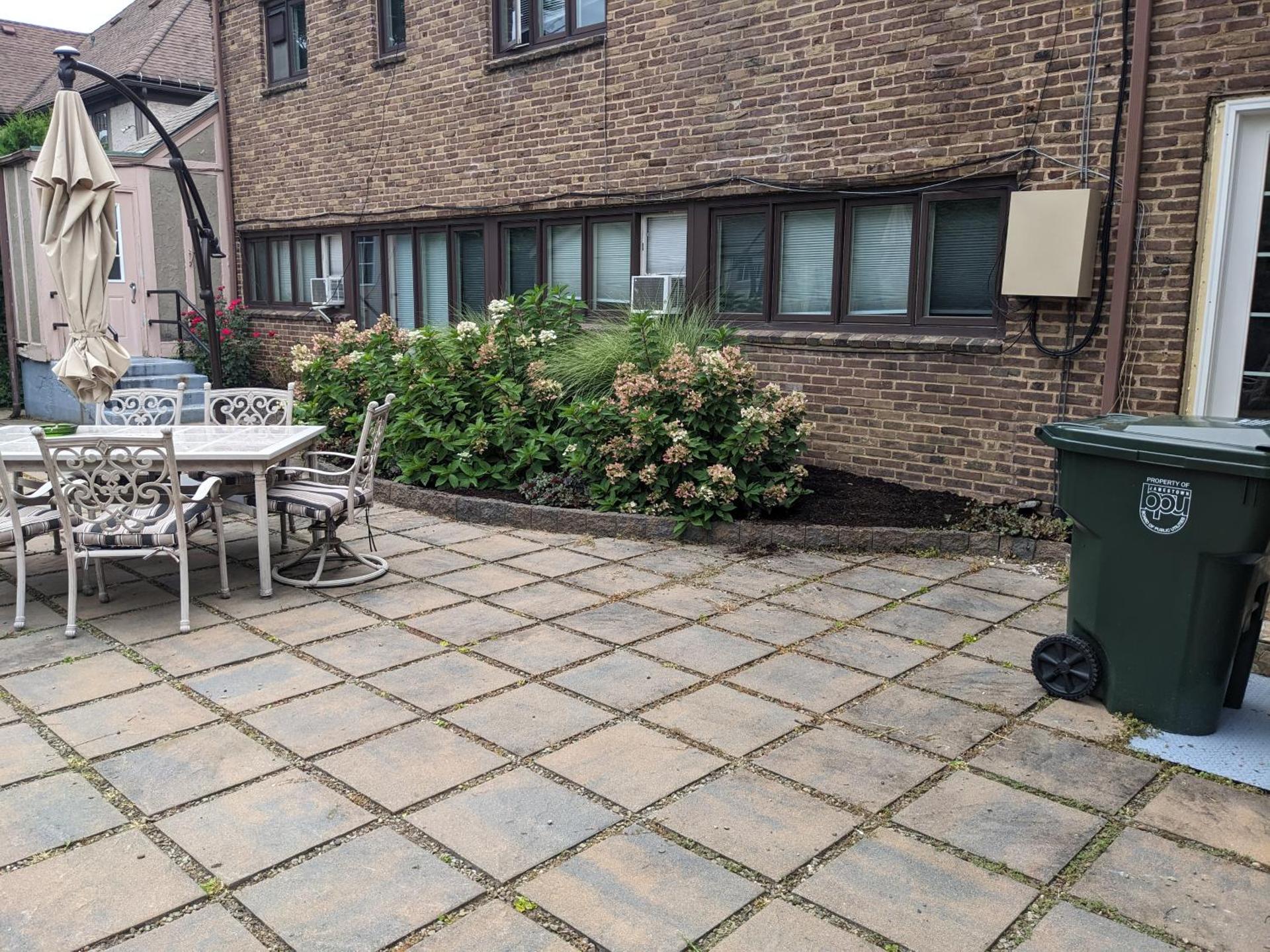 Inner courtyard view