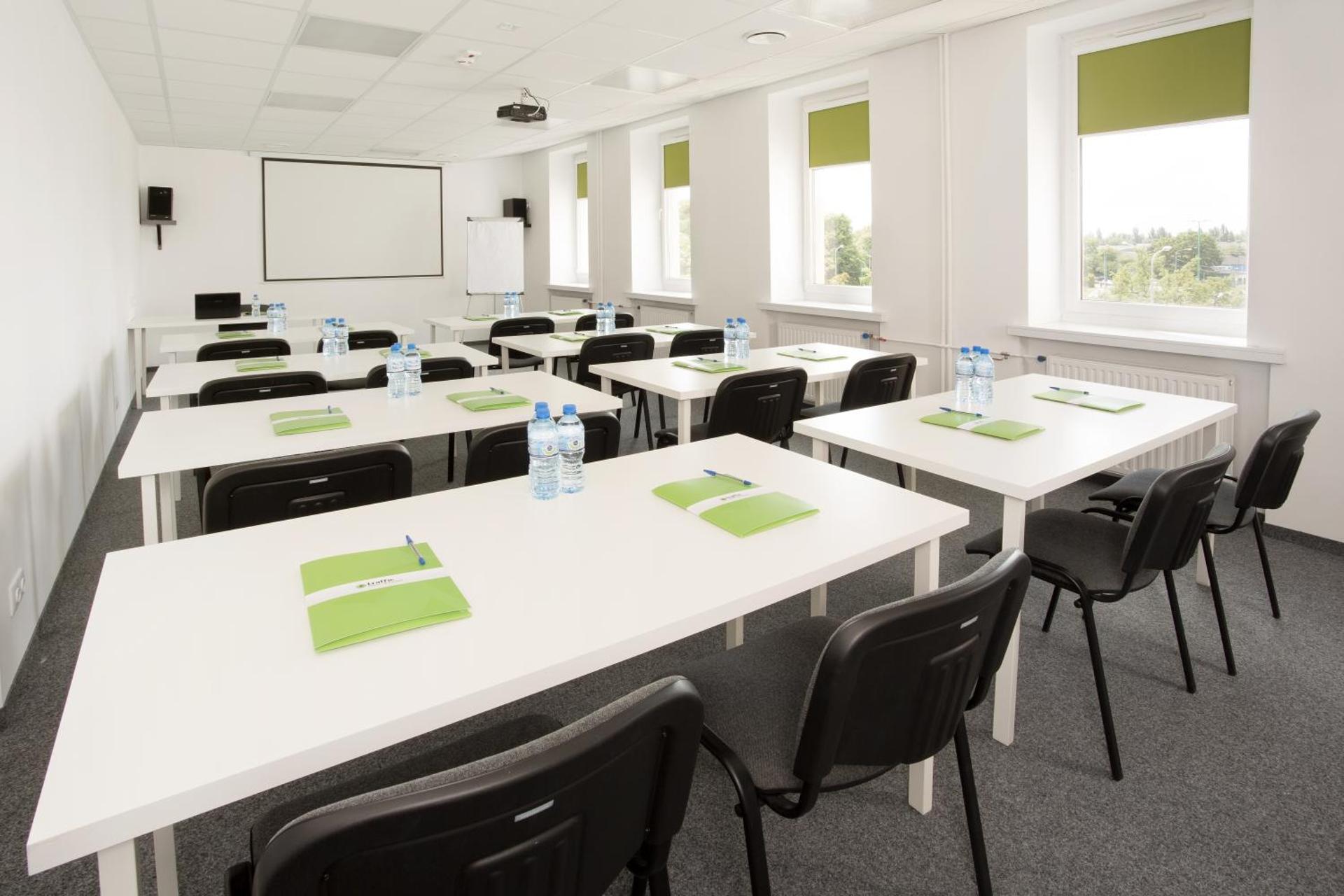 Meeting/conference room